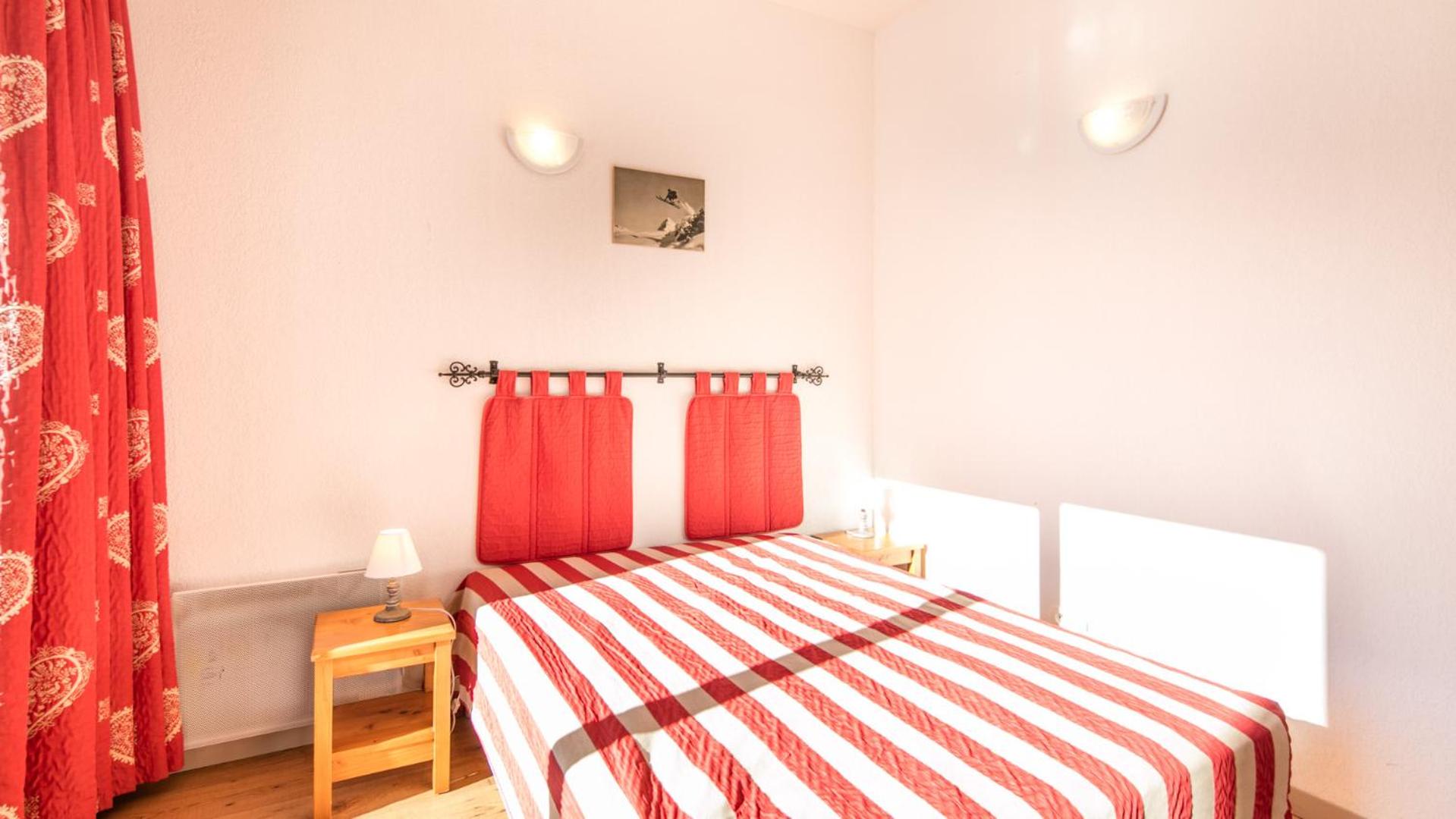 2 Bedroom Apartment with sleeping area for 8 people