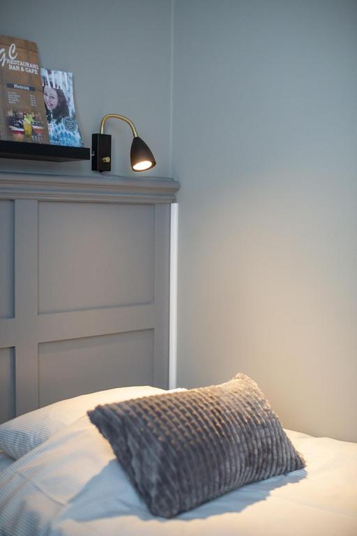 Small Twin Room photo 3