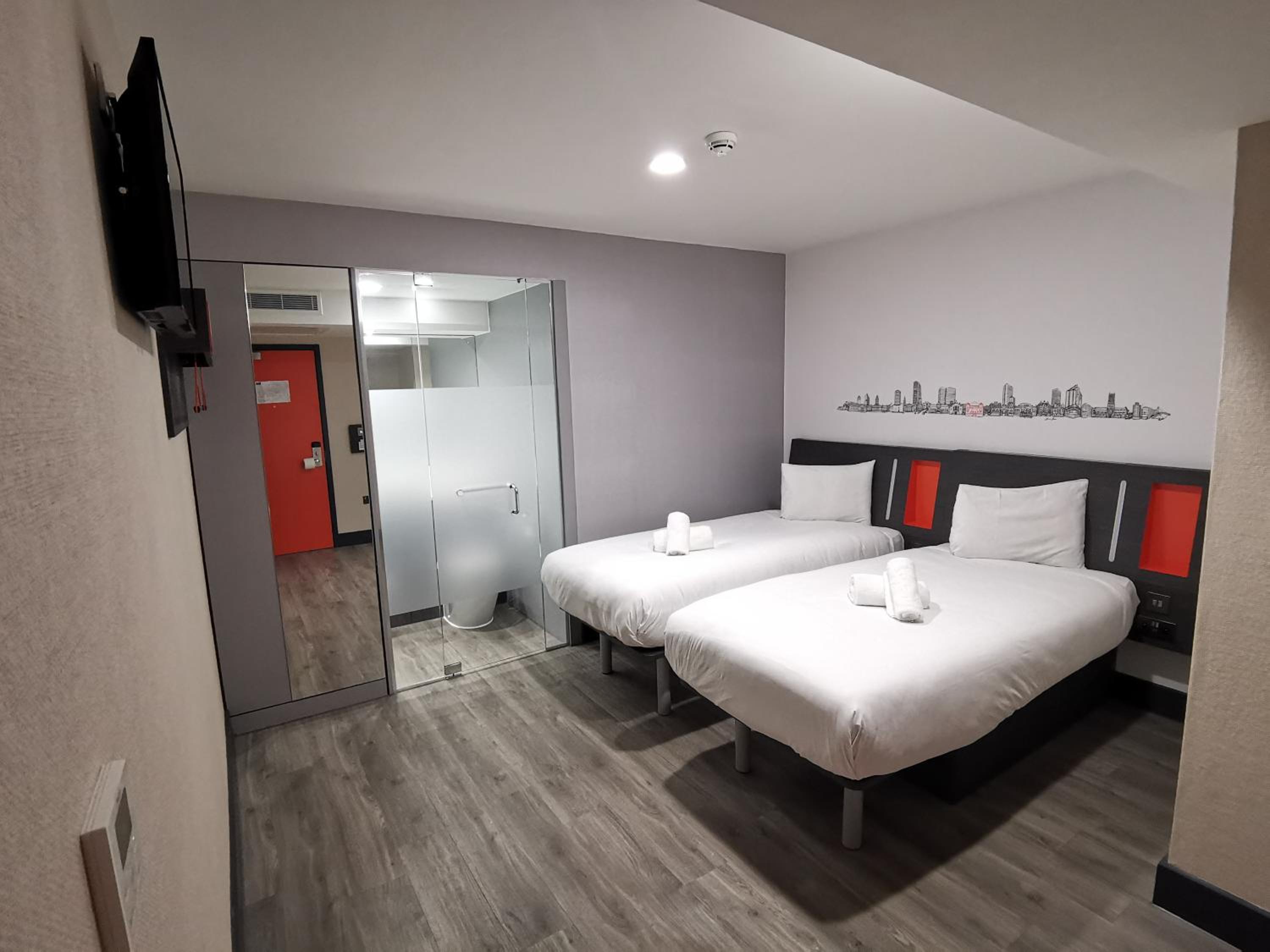 Twin Room - No Window