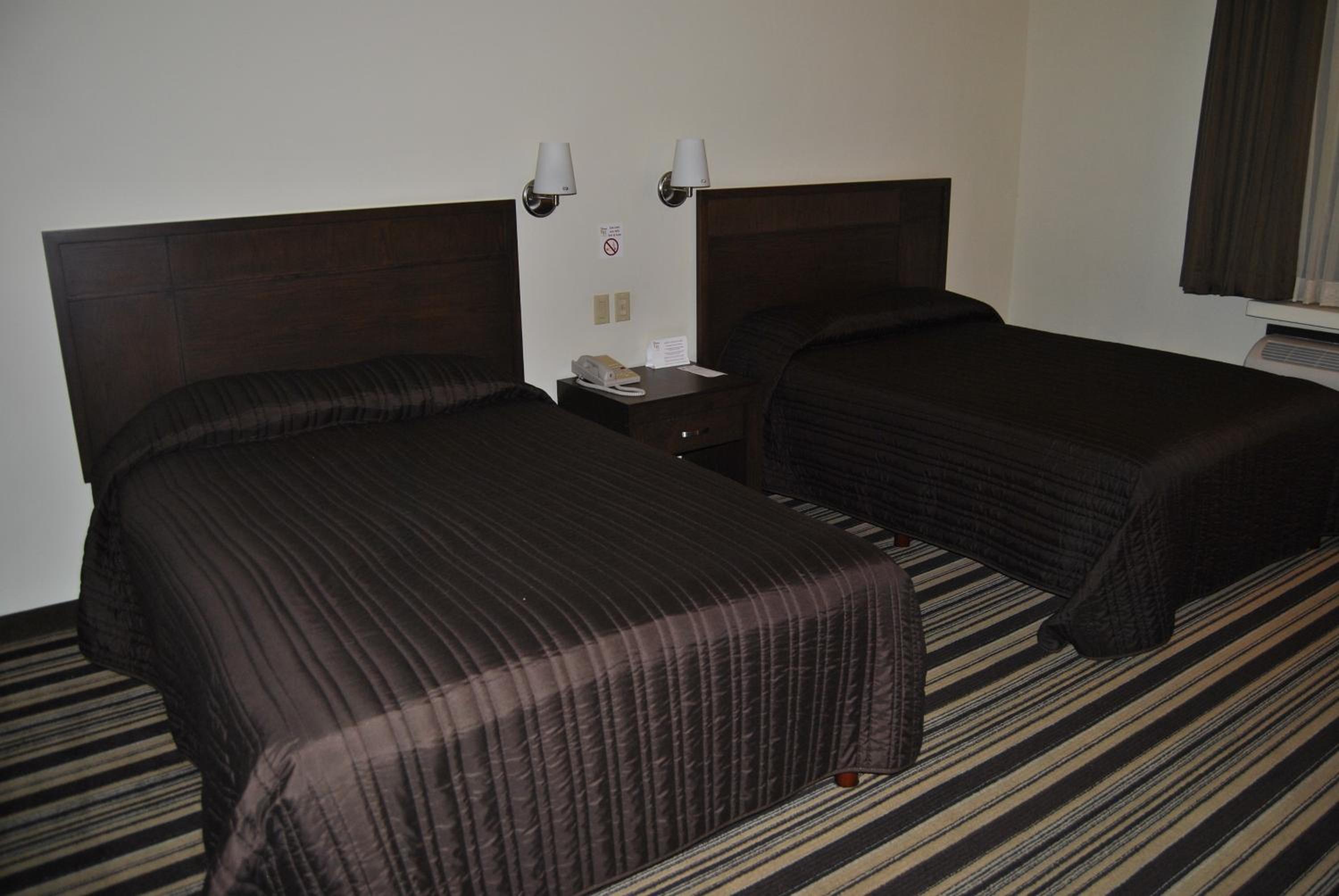 Double Room with Two Double Beds photo 1