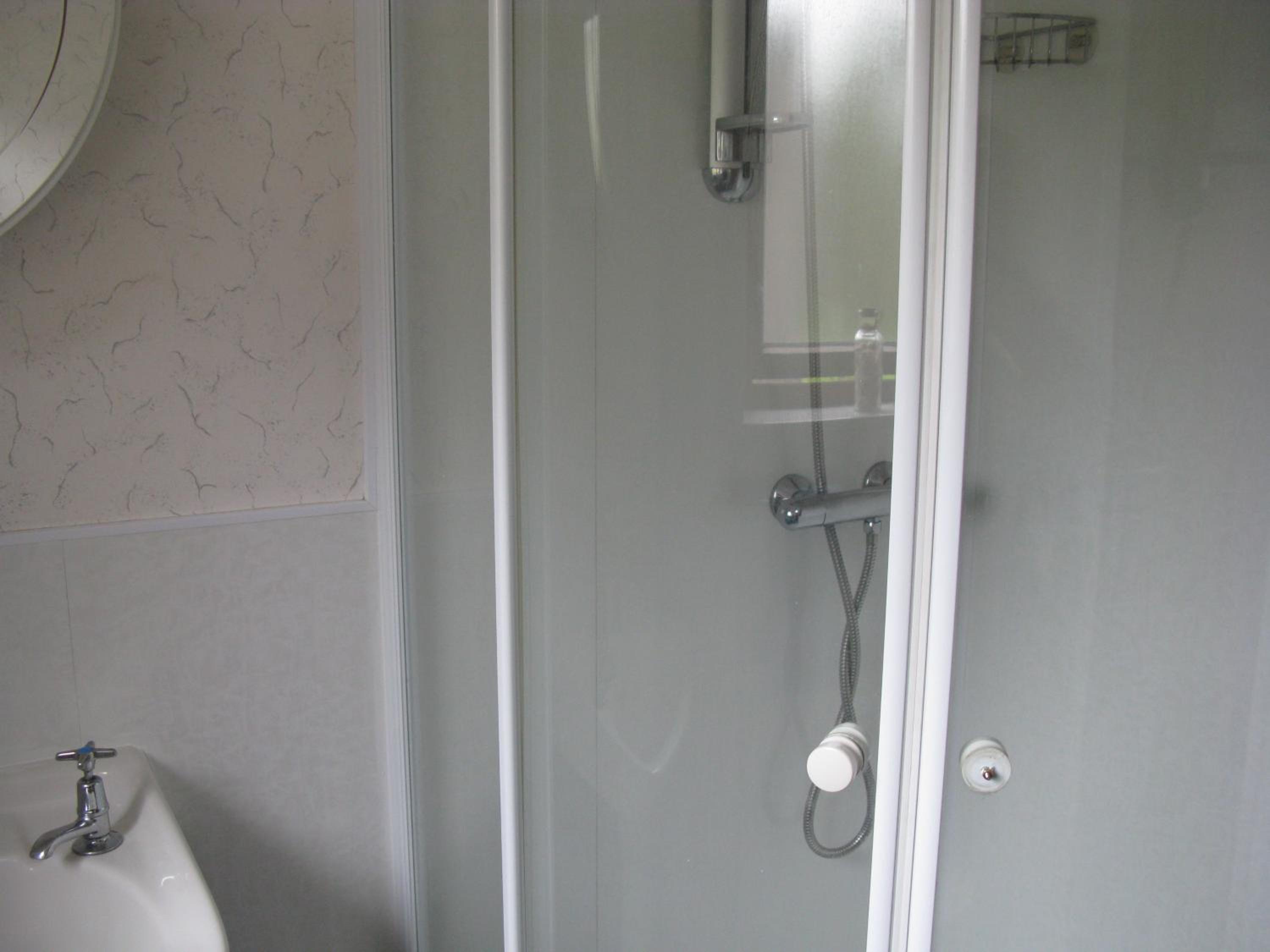 One-Bedroom House photo 3