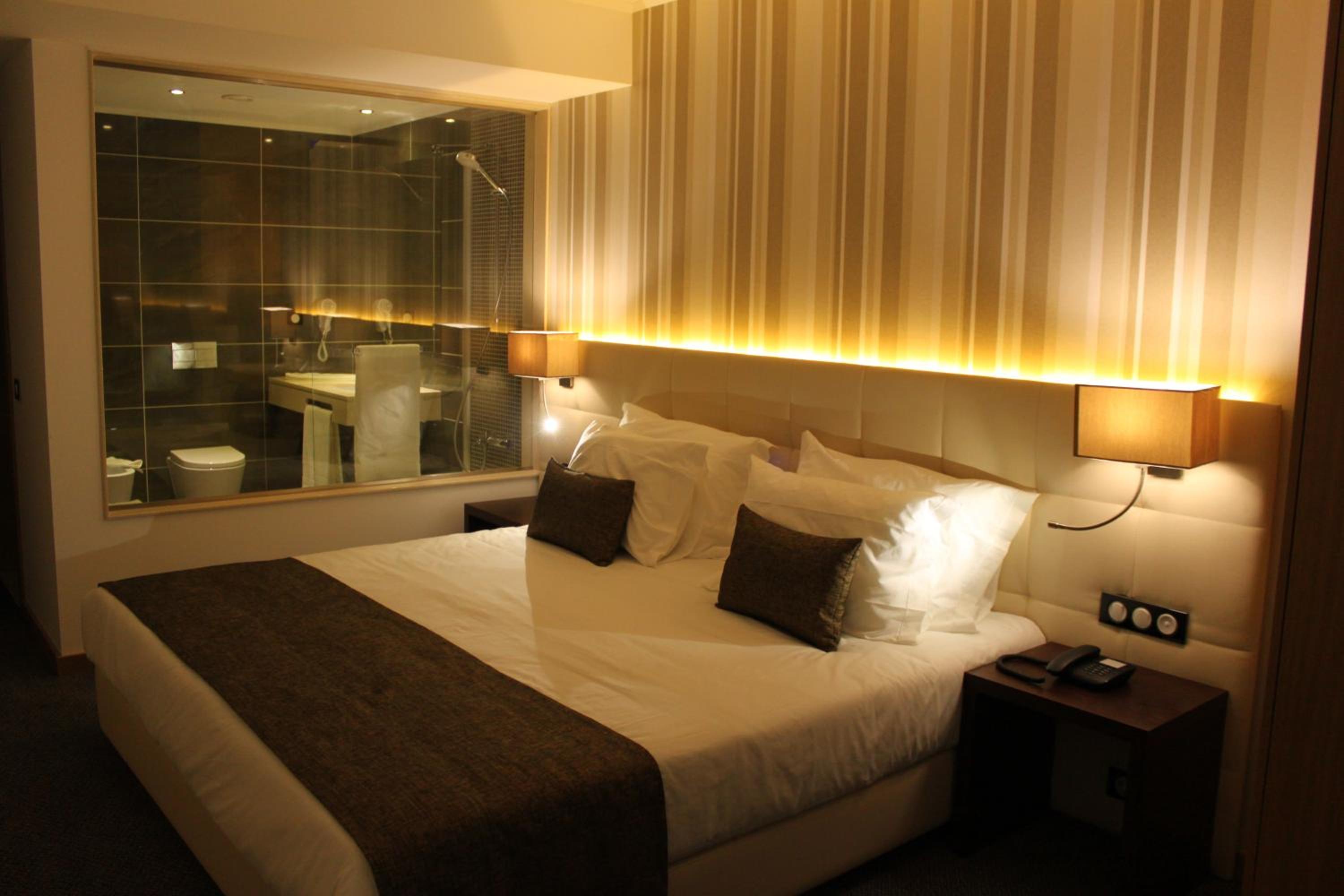 Superior Suite with countryside view - Photo 8