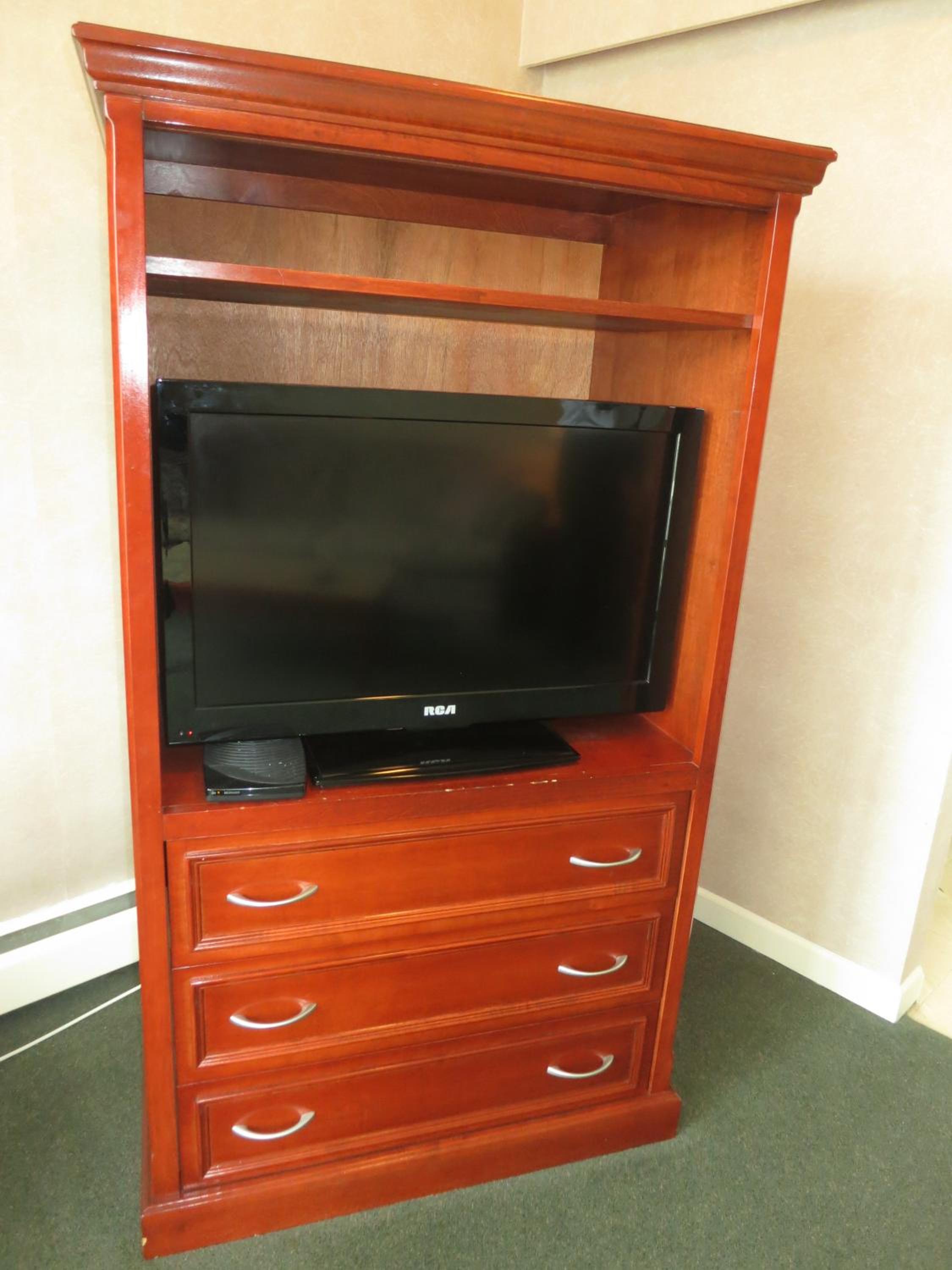 One-Bedroom Suite photo 2