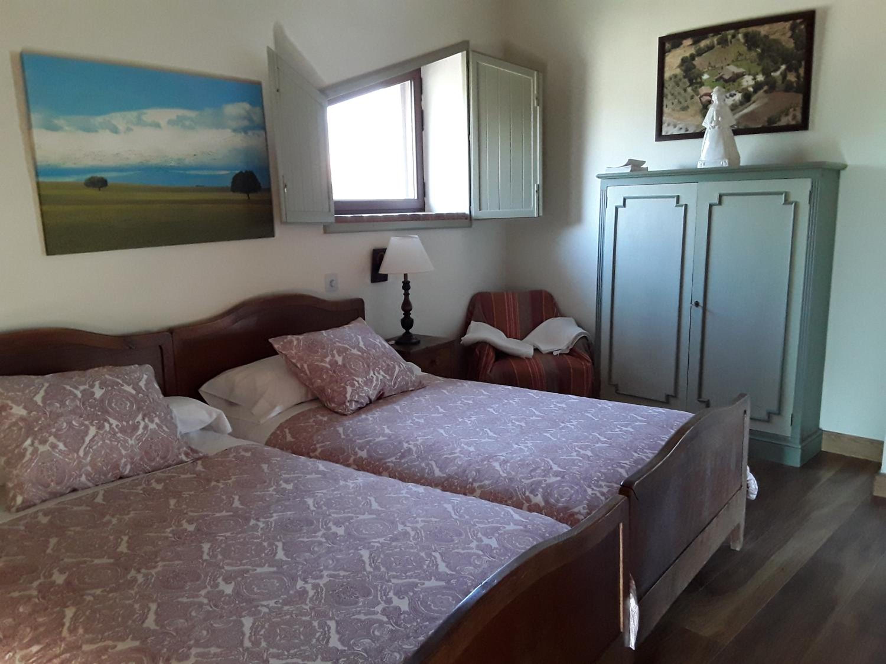 Four-Bedroom House photo 2