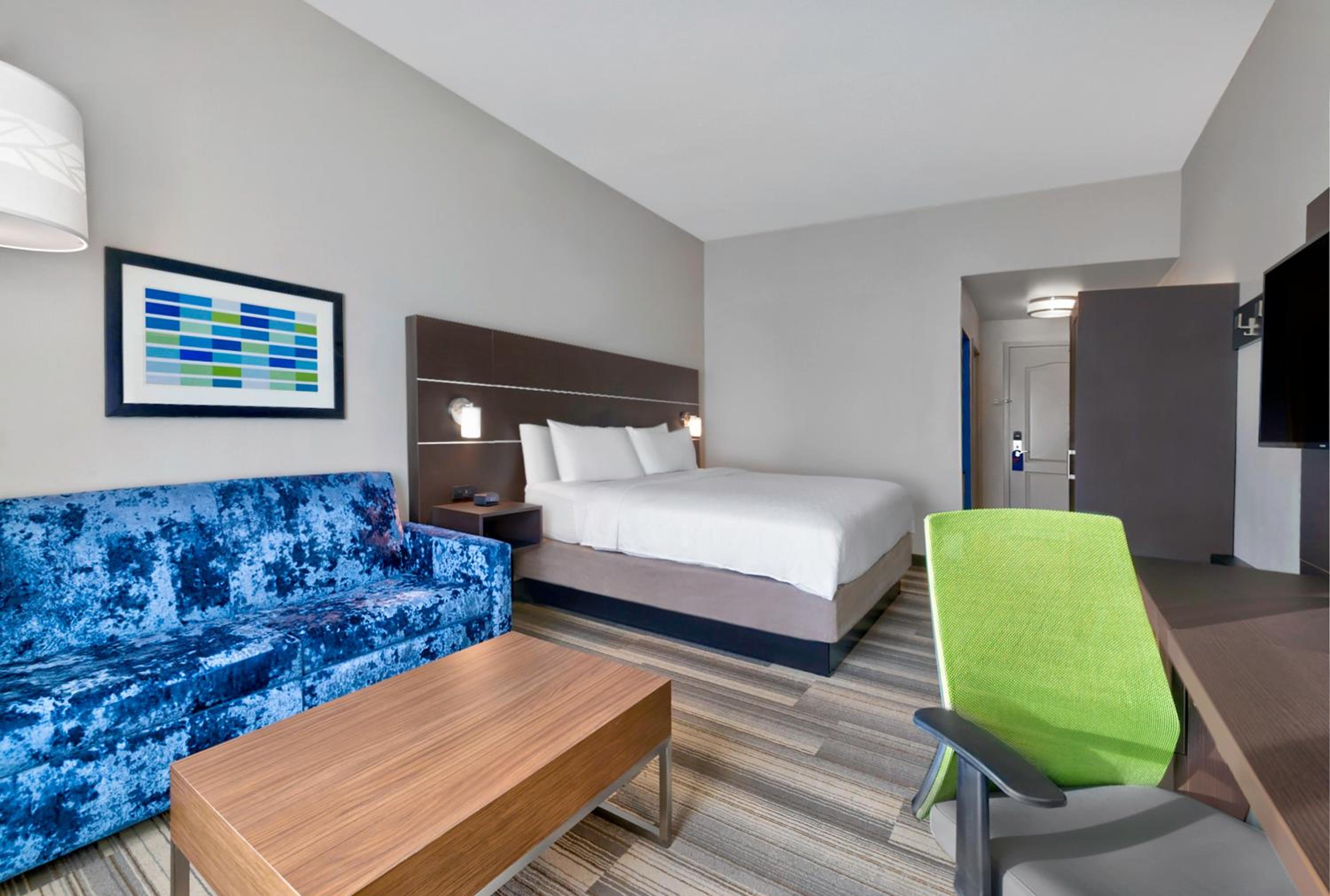 Standard King Room with Sofa Bed