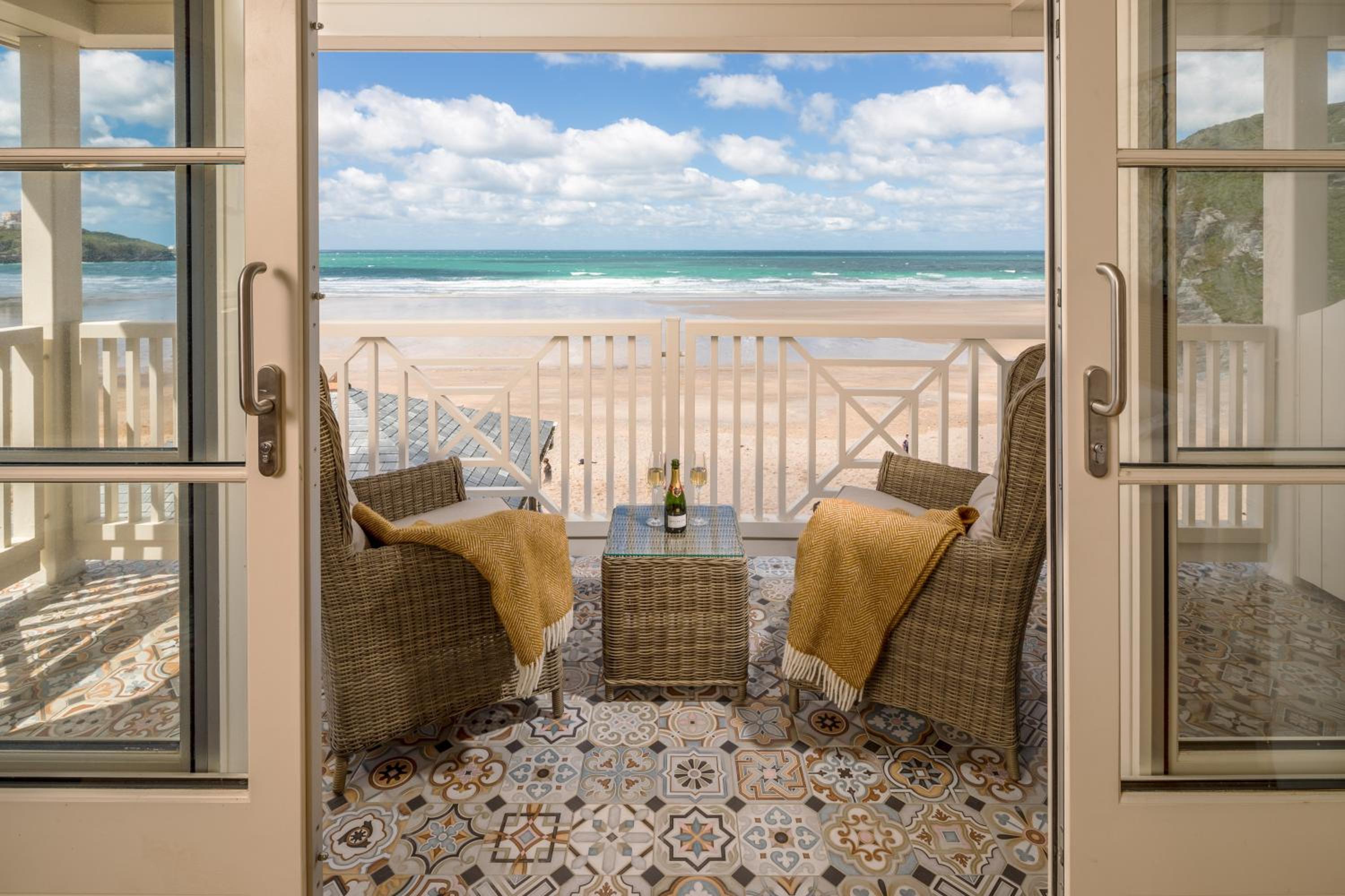 King Room with Balcony photo 2