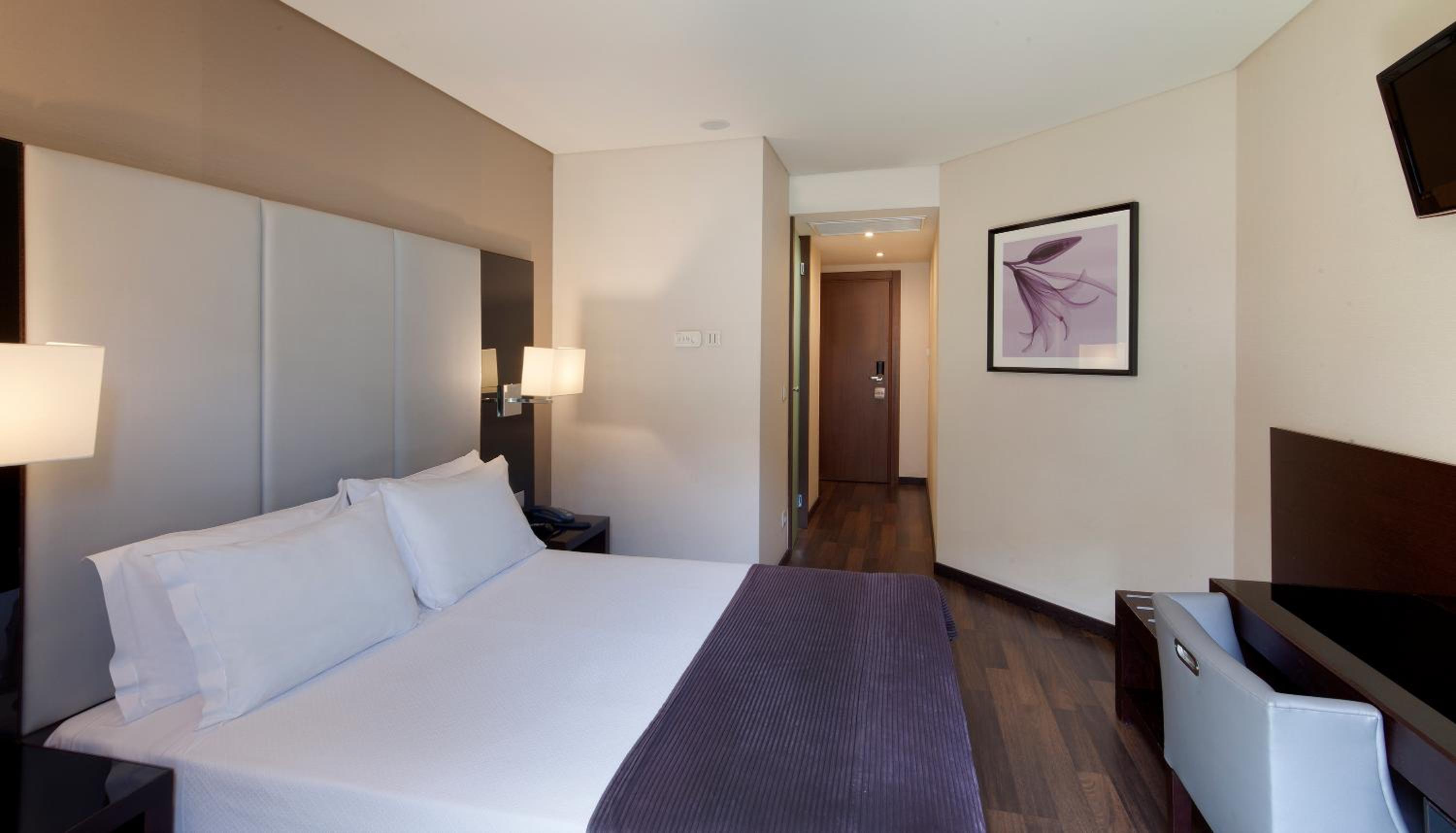 Standard Double Room - Photo 4