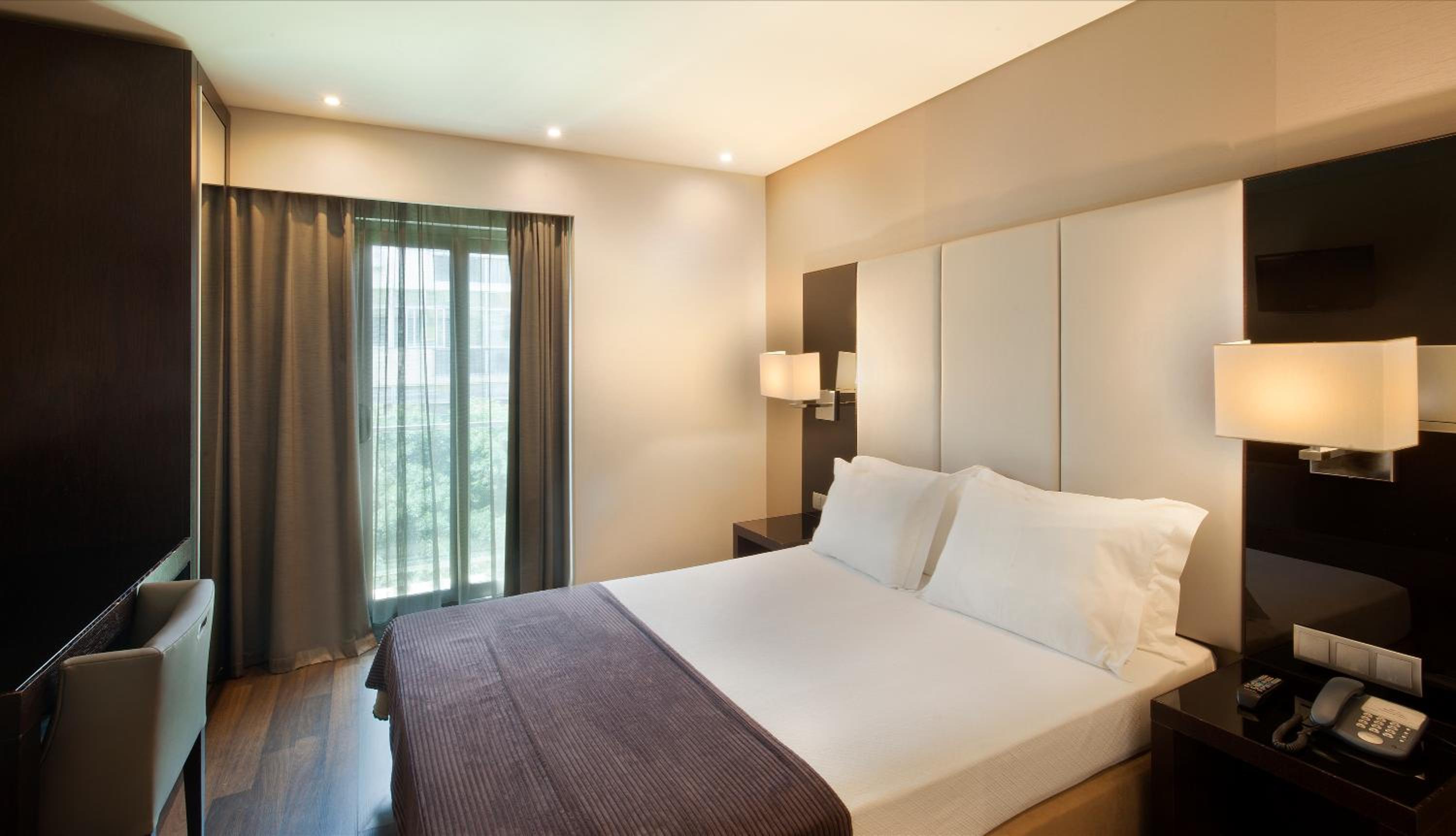 Standard Double Room - Photo 1