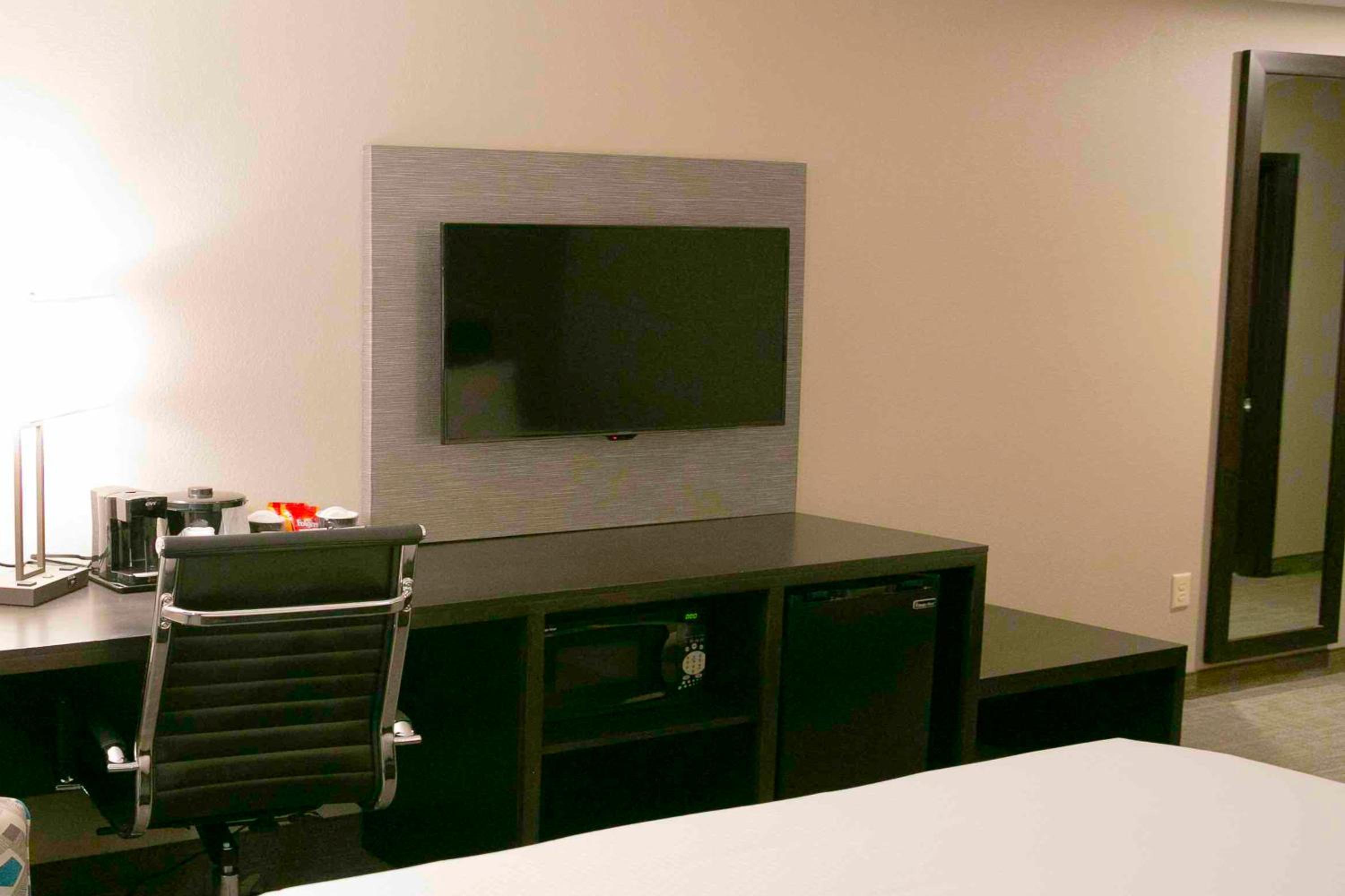 King Room - Disability Access photo 3