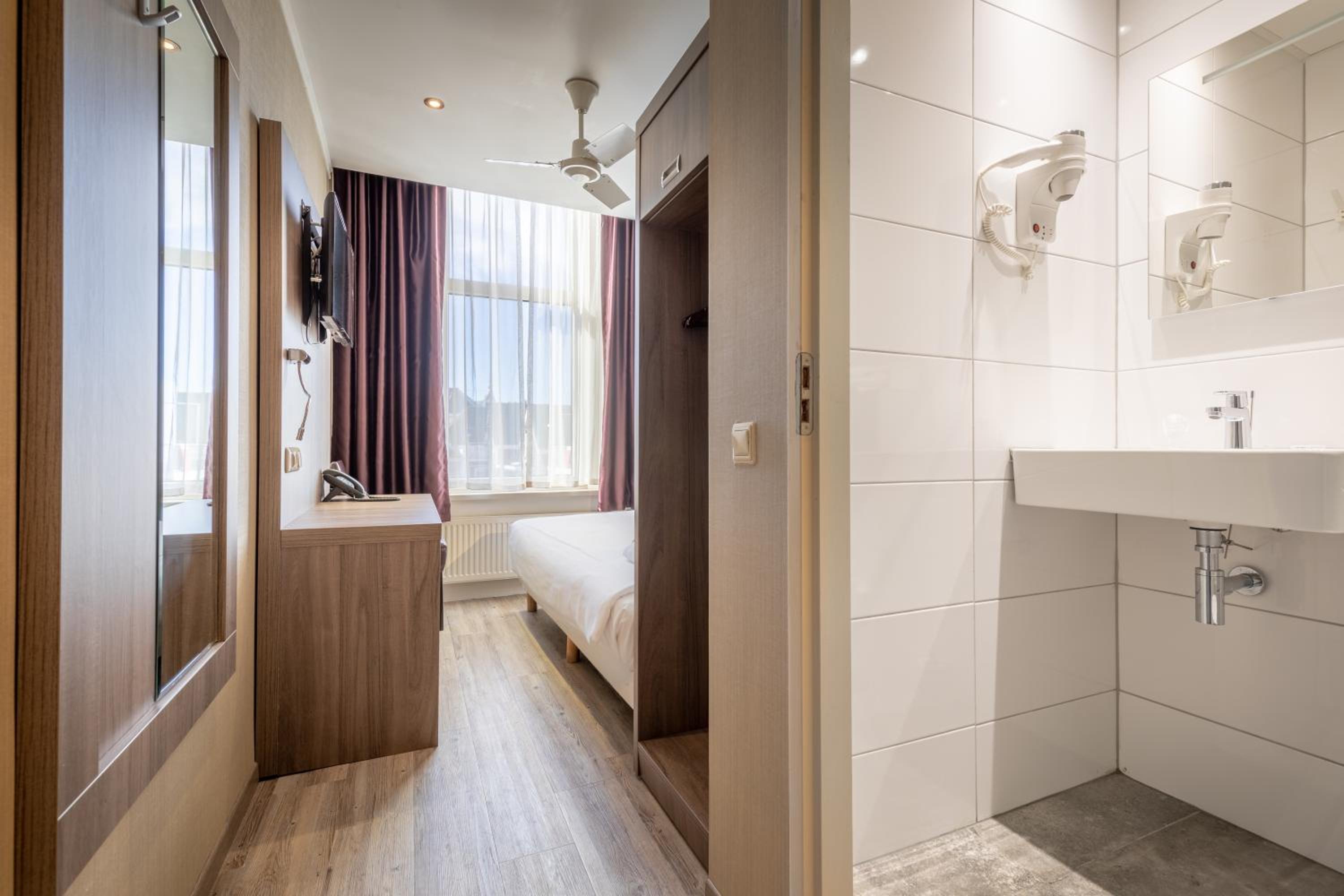 Standard Single Room photo 3