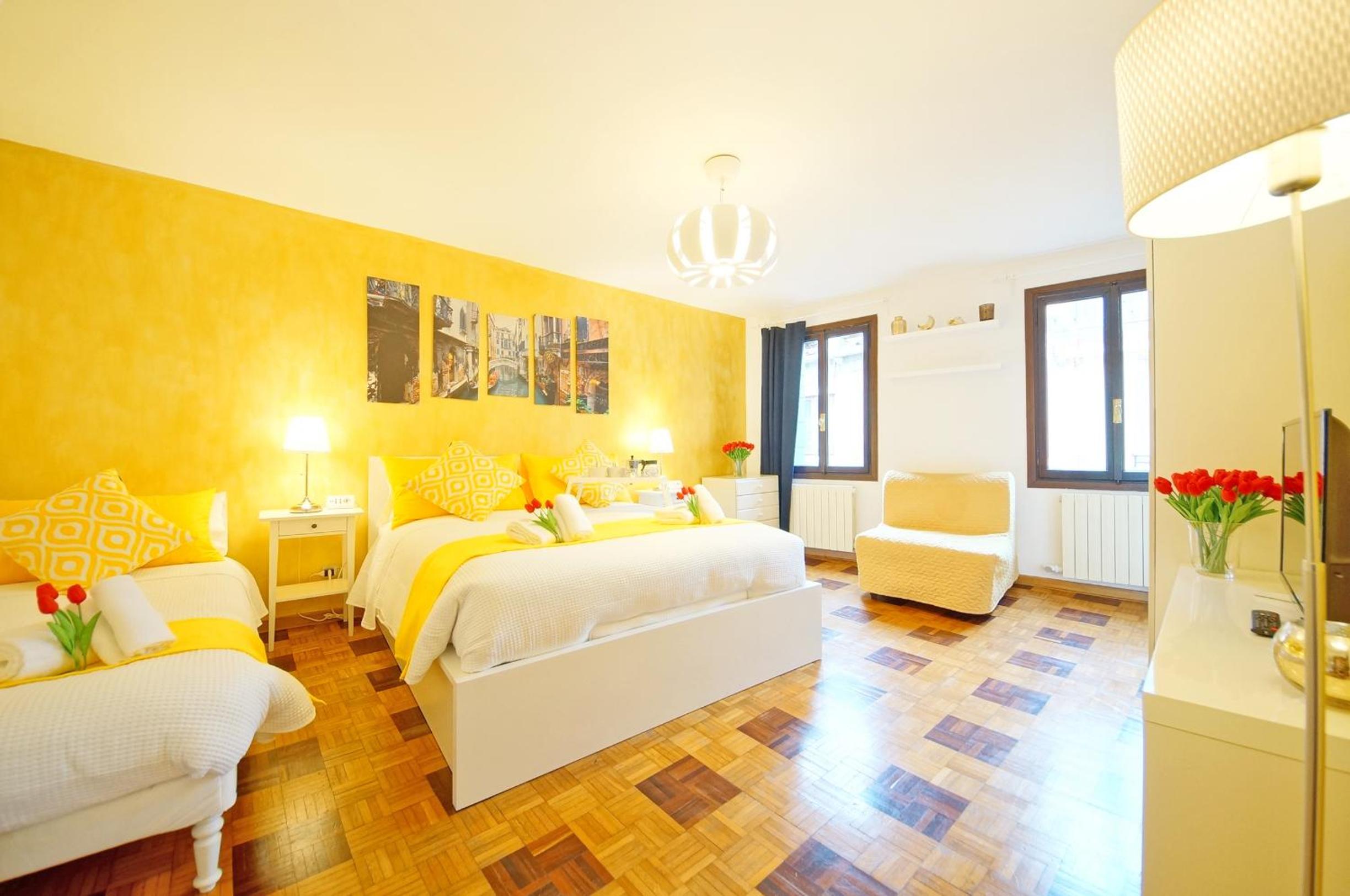 Apartment with Terrace photo 1