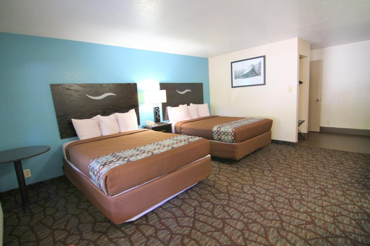 Queen Room with Two Queen Beds