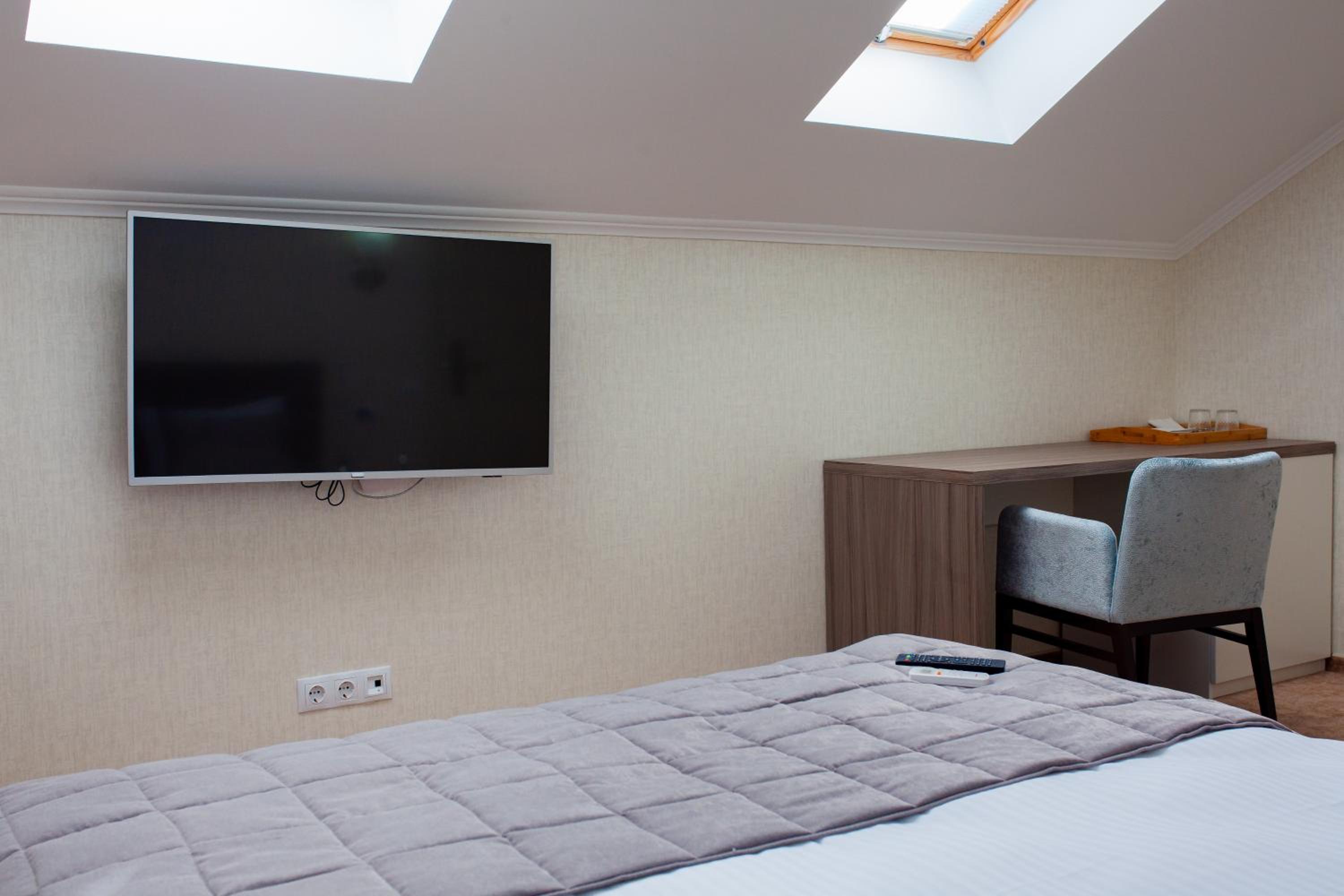 פמיליון אפרטהוטל קישינב — Standard Double Room