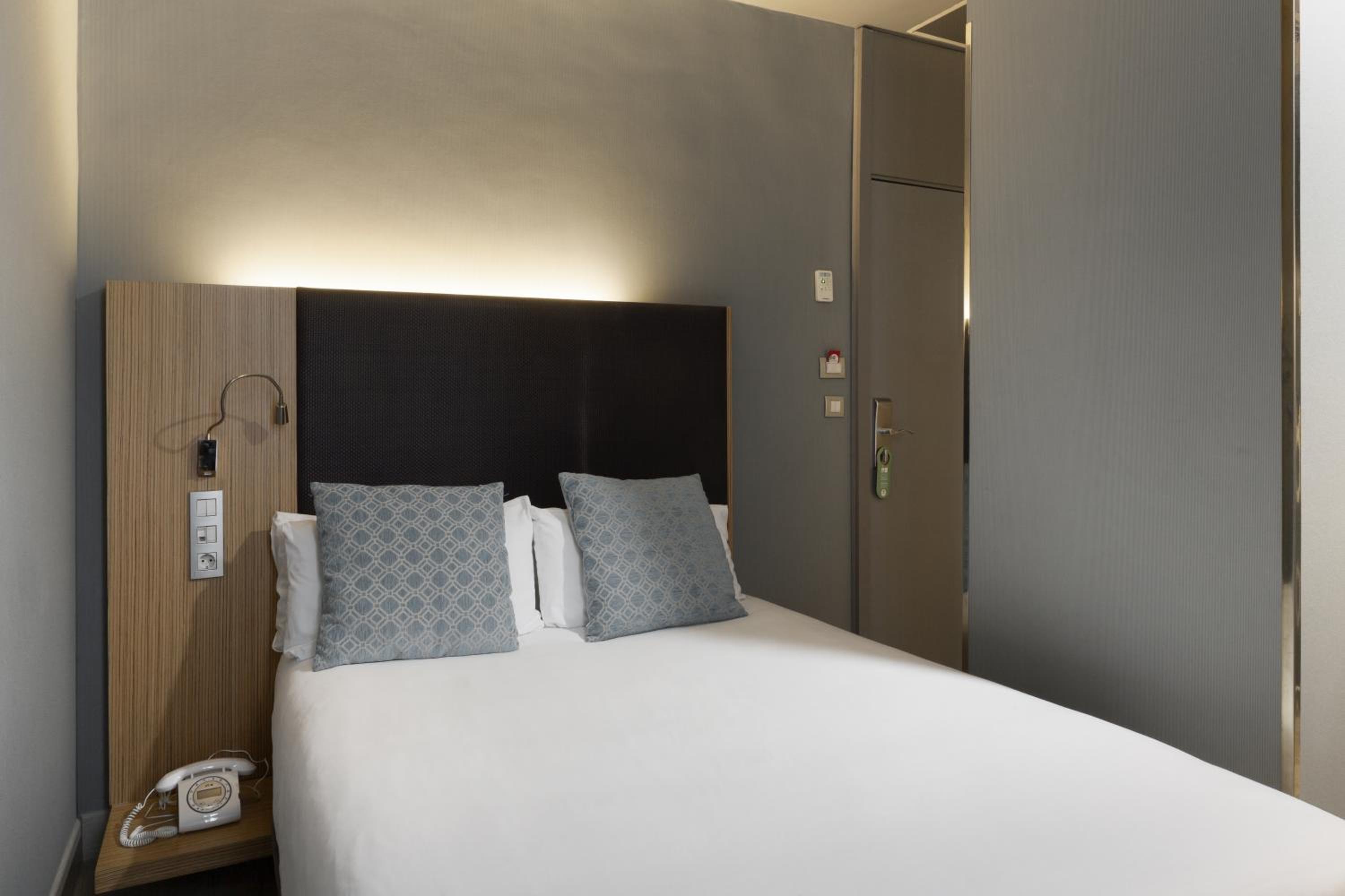 Small Double Room (1-2 adults)