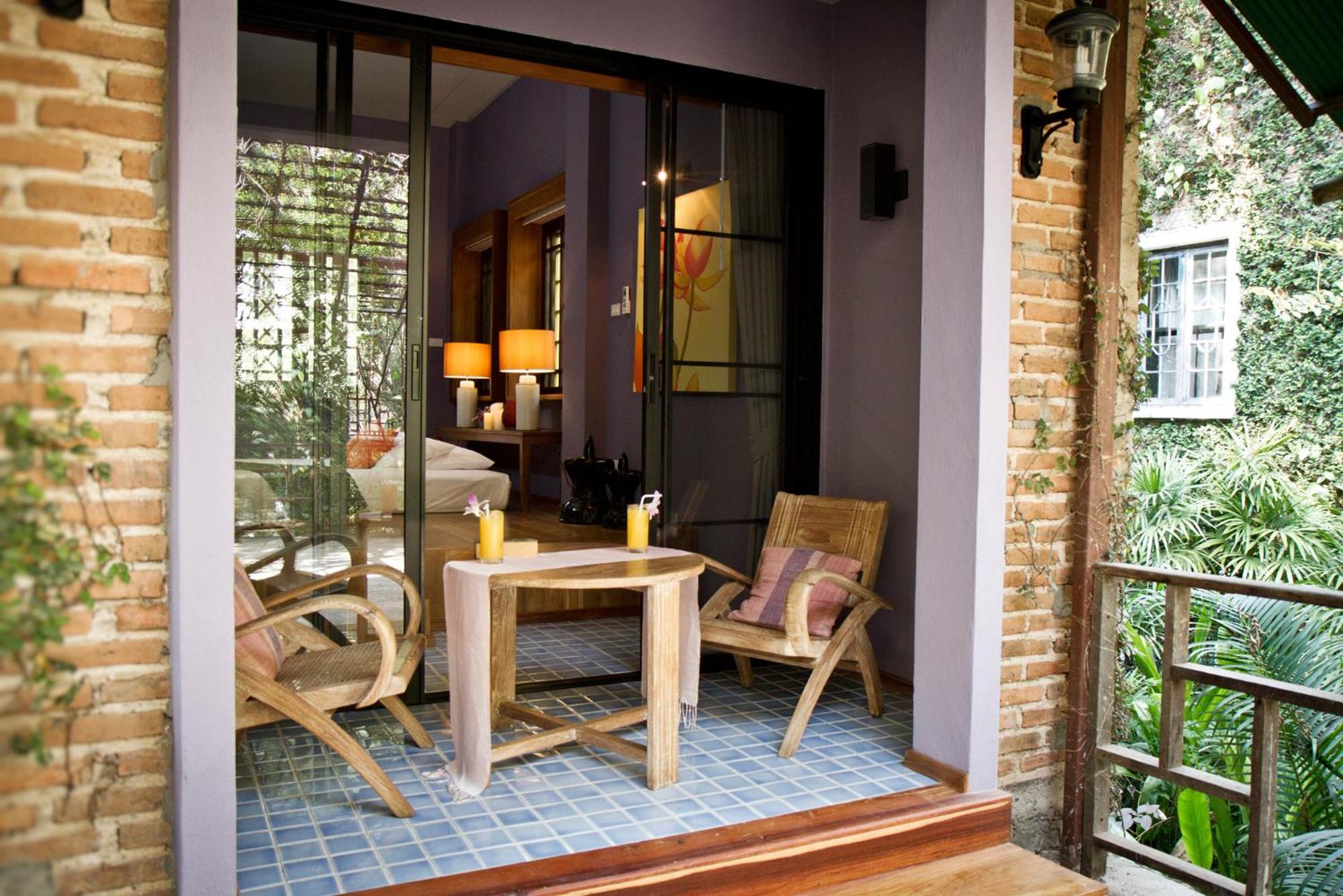 Duplex Suite - Photo 20