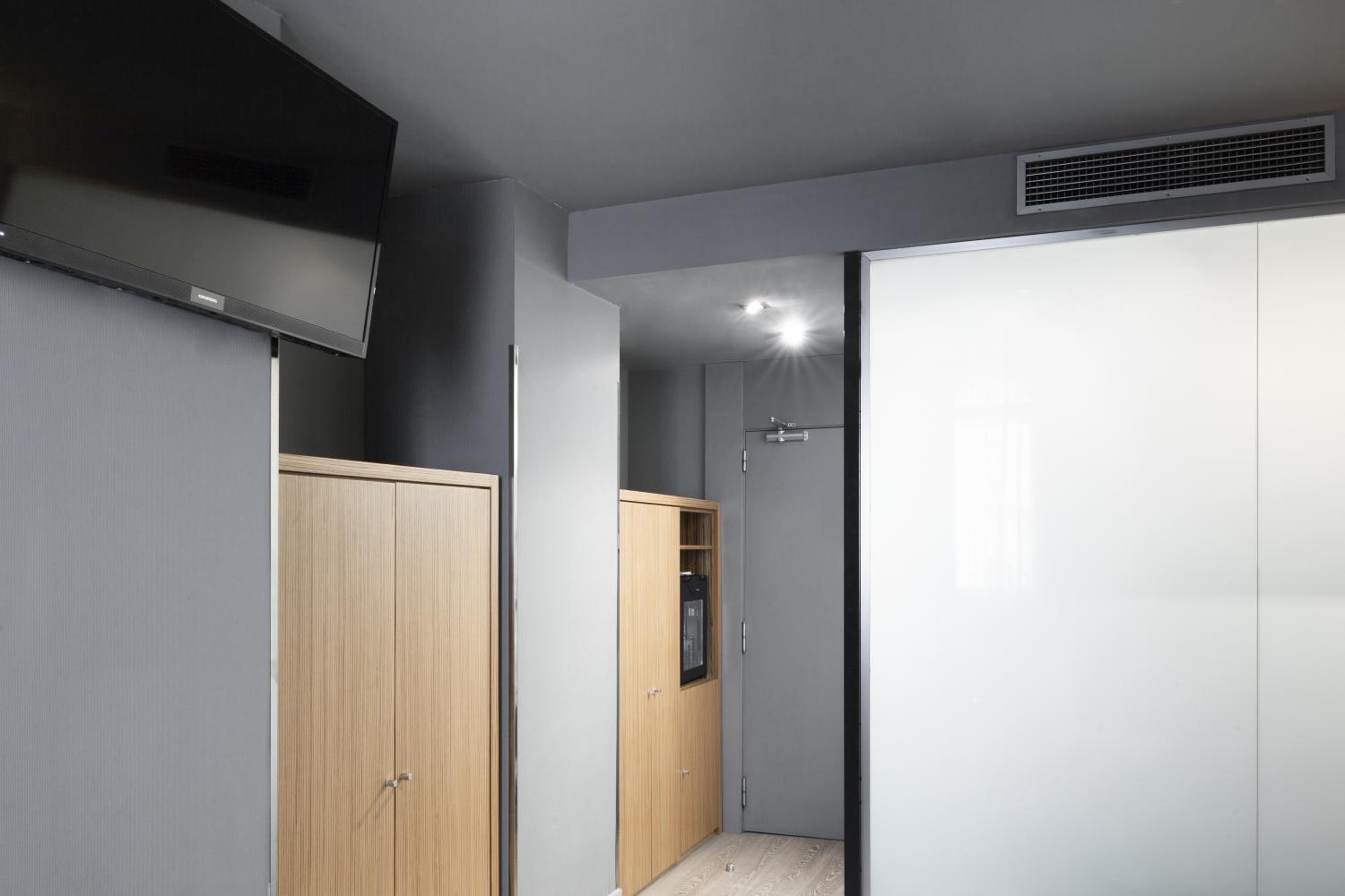 Quadruple Room (4 Adults)