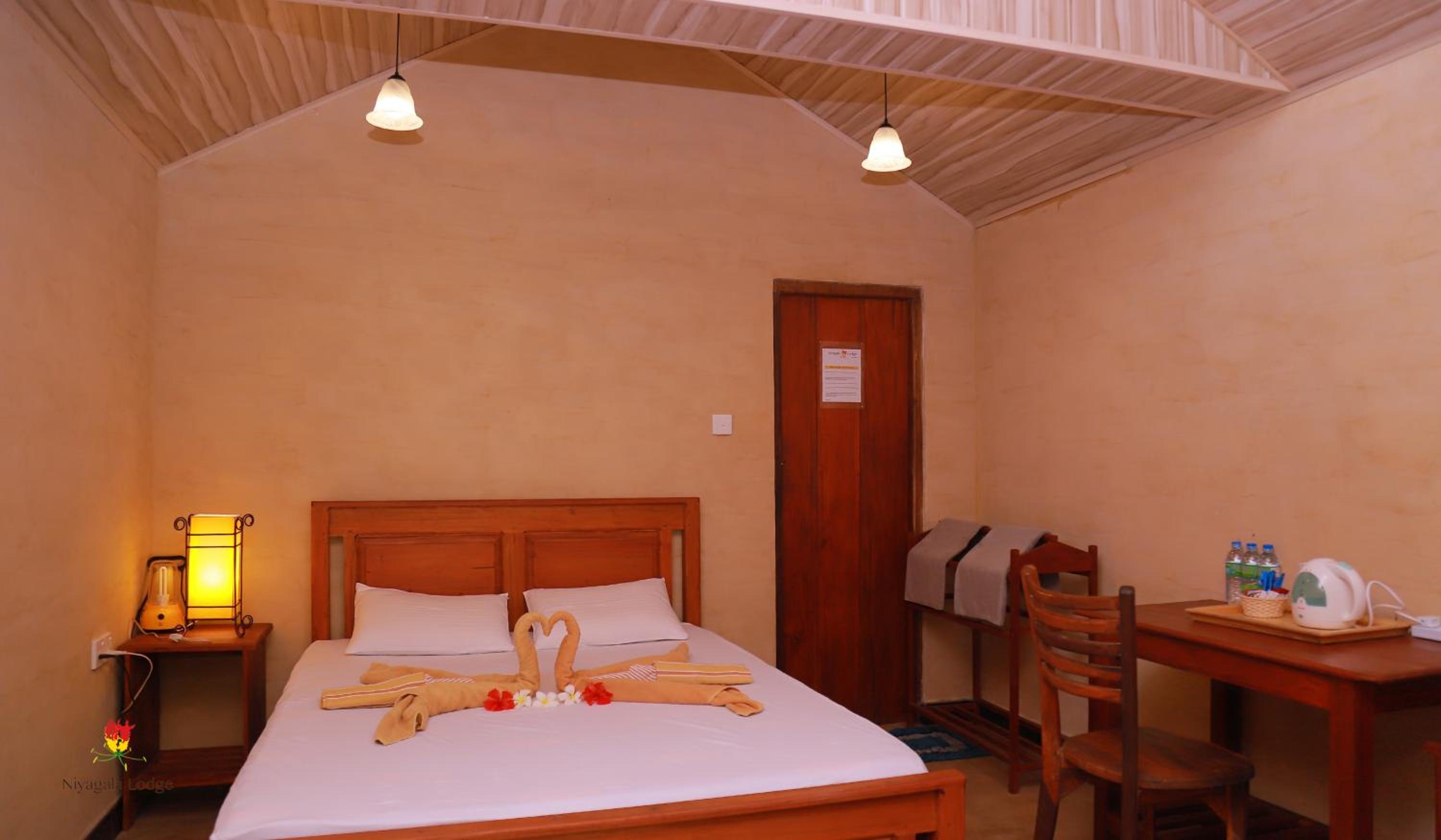 Double Room with Private Bathroom photo 2