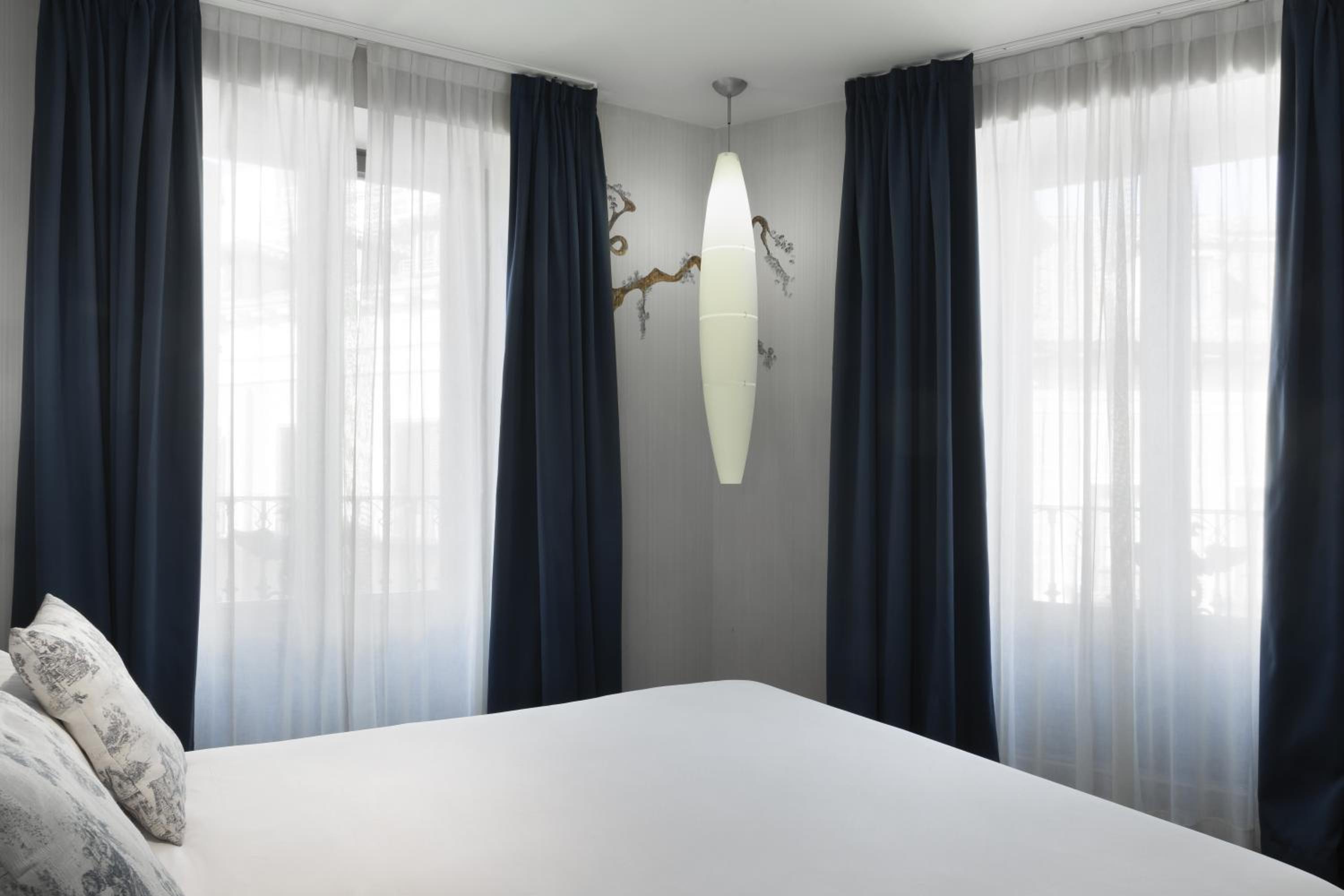 Superior Double Room with Balcony - Photo 1