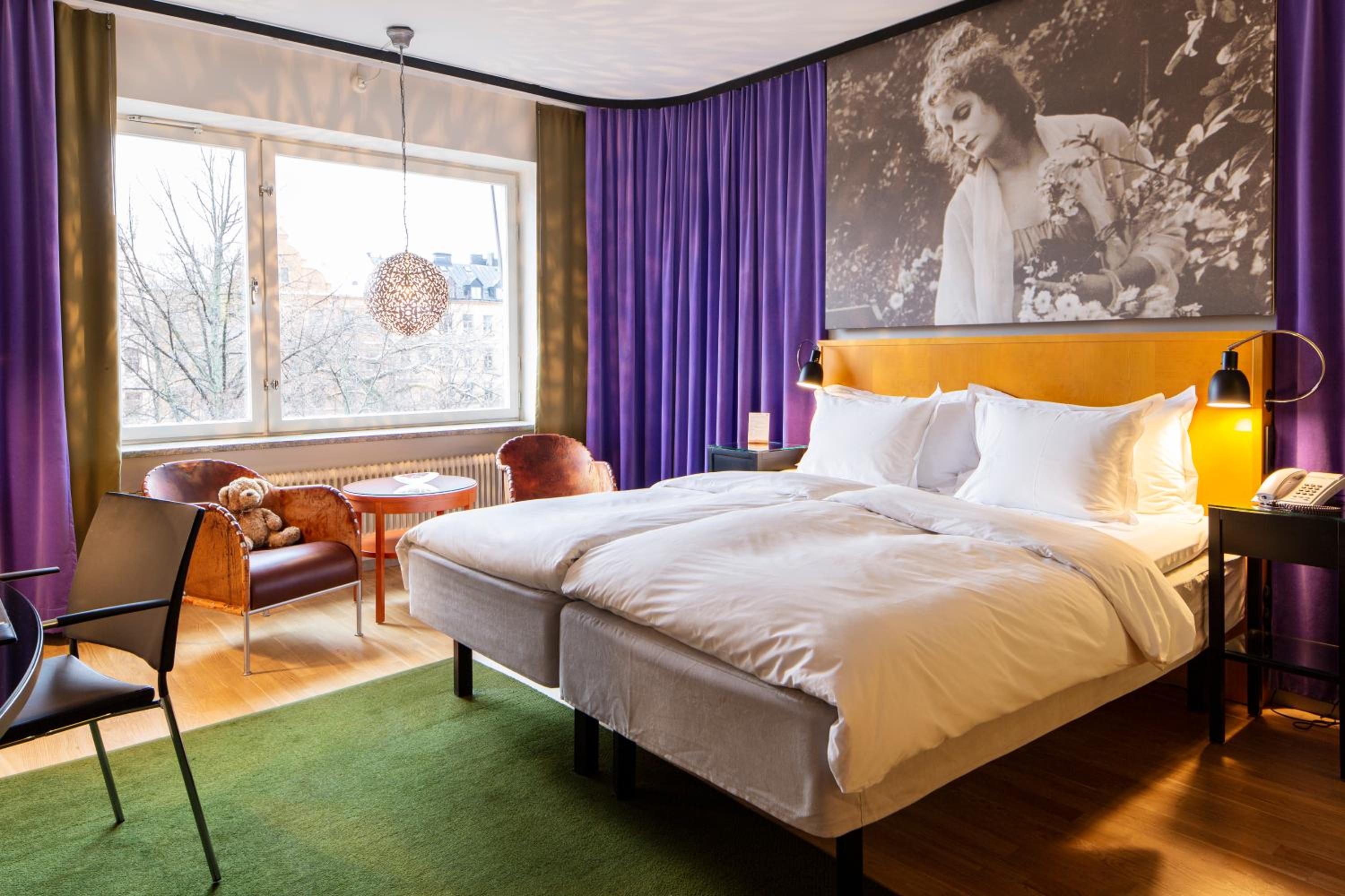 Deluxe Double or Twin Room - Photo 6