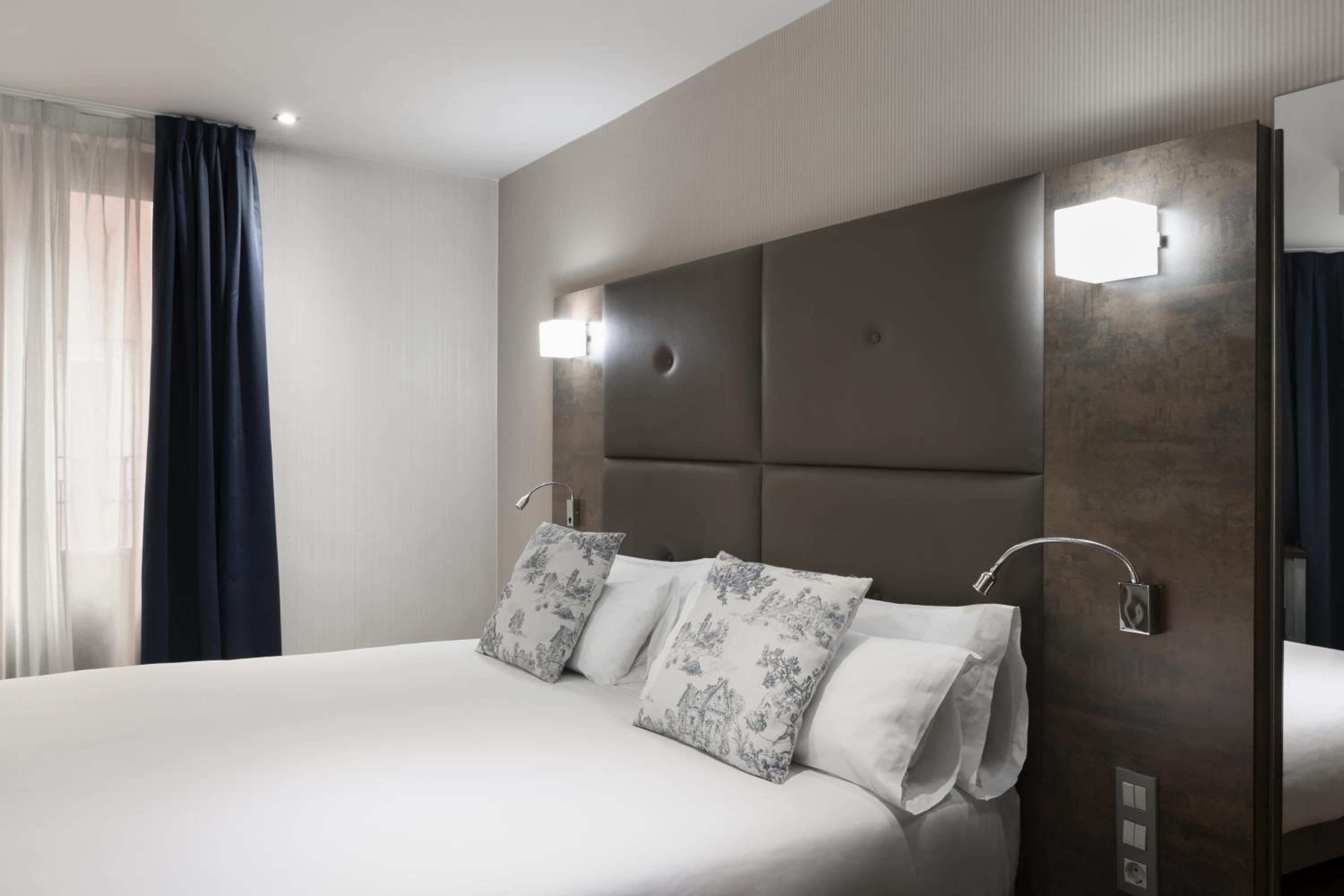 Quintuple Room (5 Adults) photo 2