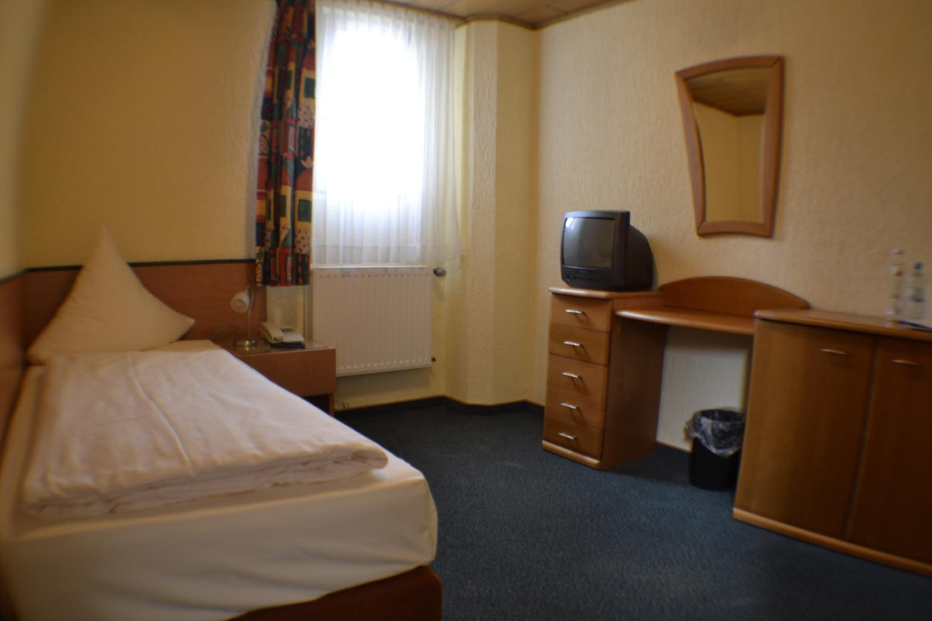 Standard Single Room photo 3