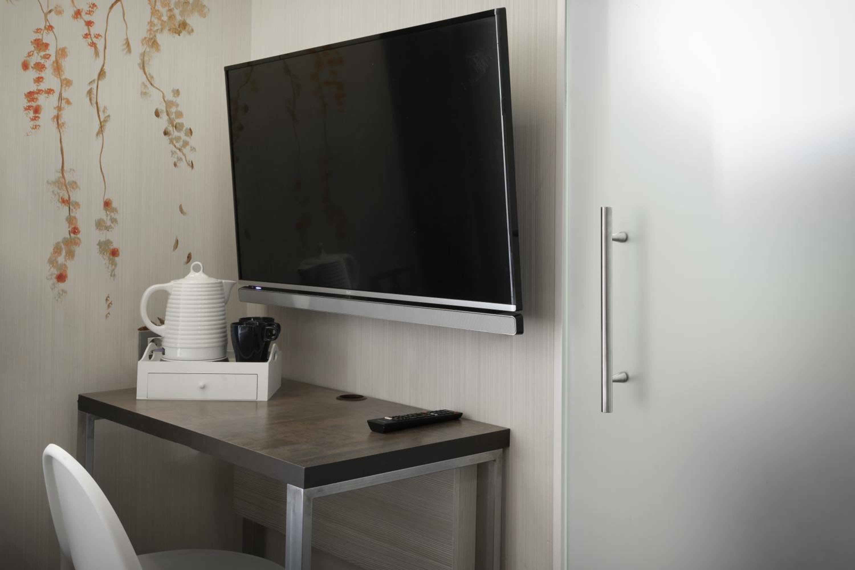 Quadruple Room (4 Adults) - Photo 5