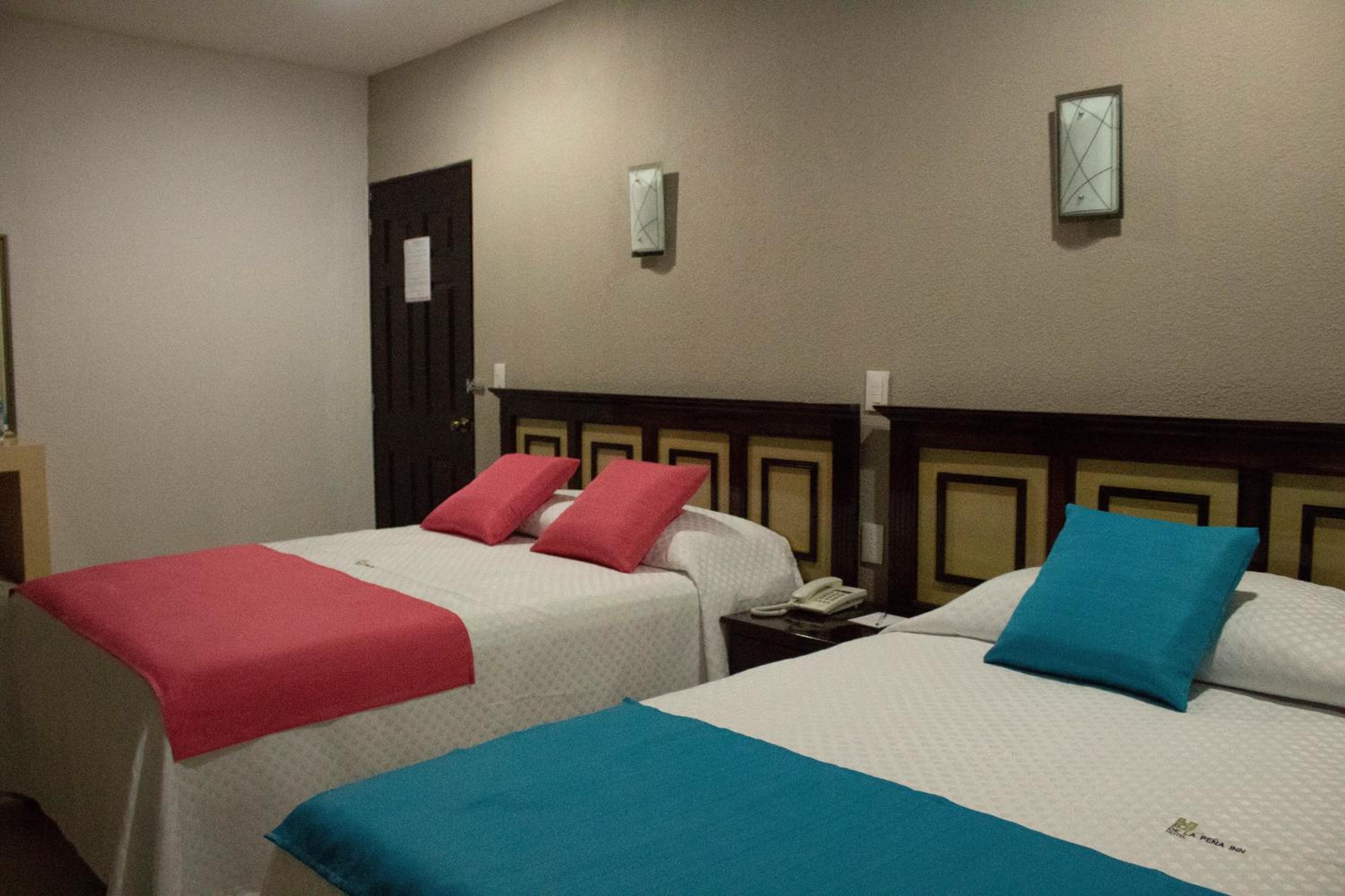 Deluxe Junior Suite photo 3