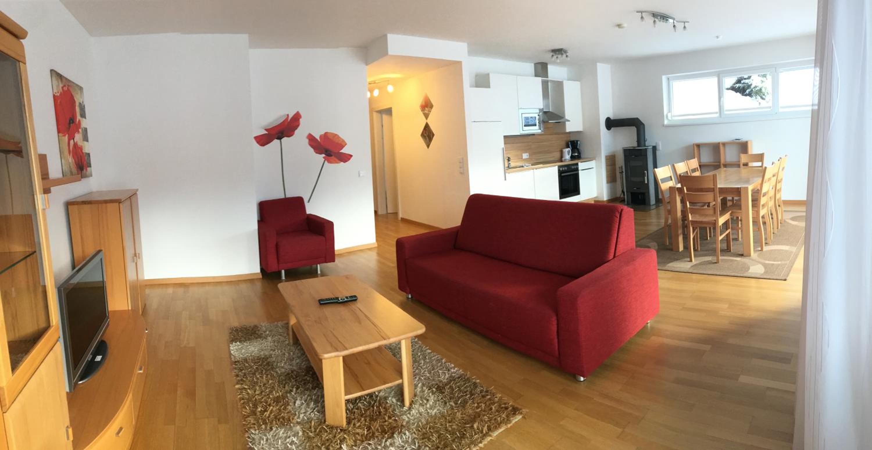 Three-Bedroom Apartment photo 1