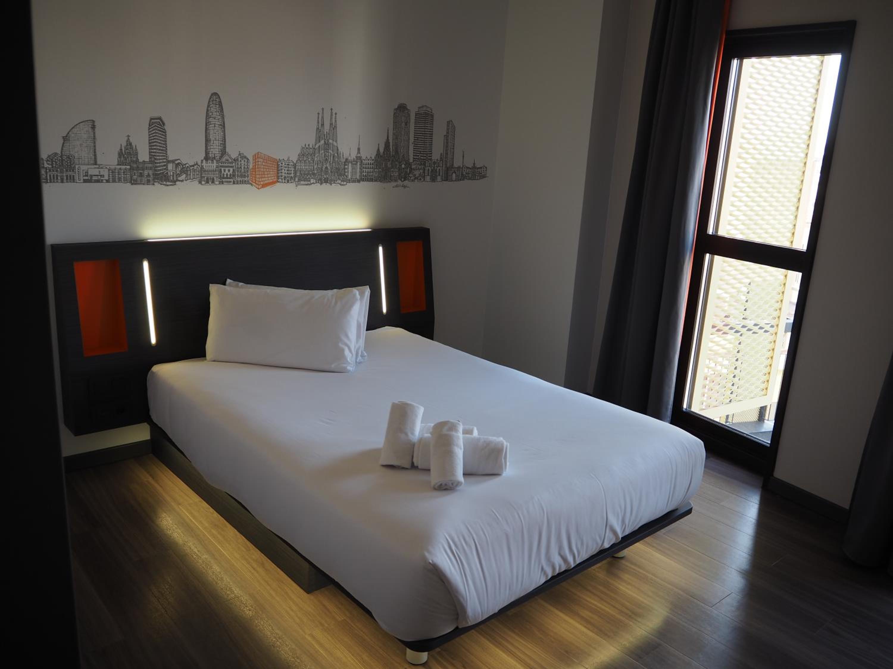 Double Room - Disability Access photo 3