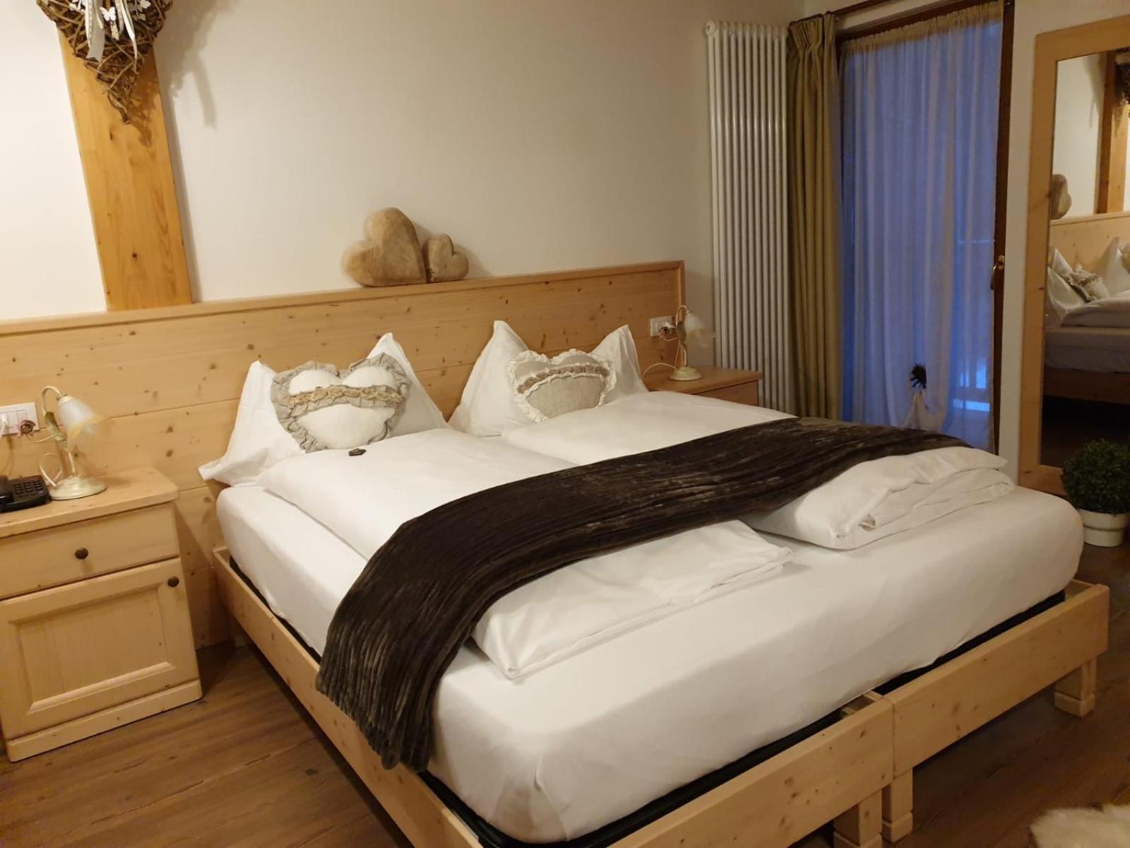 Superior Double or Twin Room with Mountain View - Photo 4