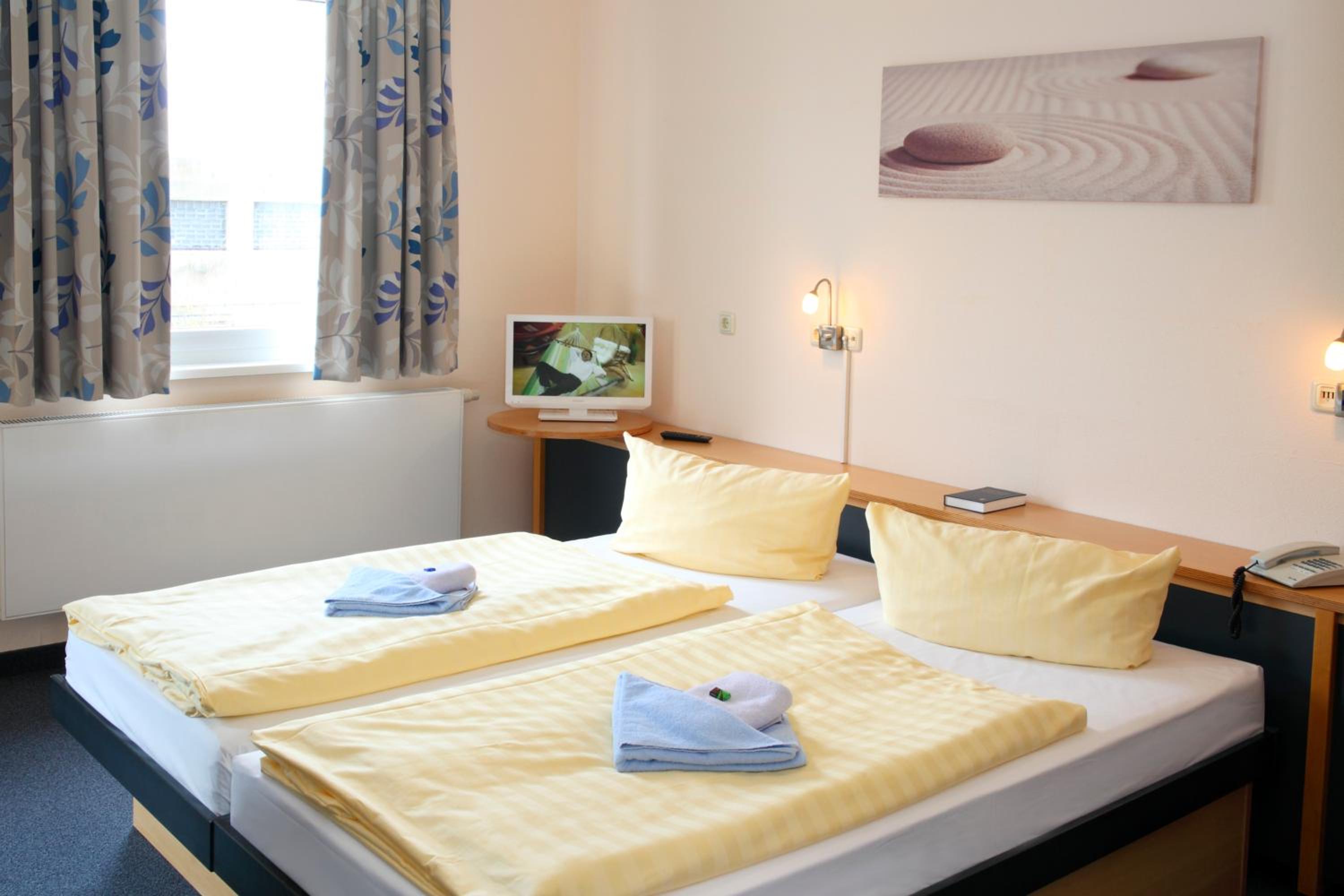 Double Room - Photo 3