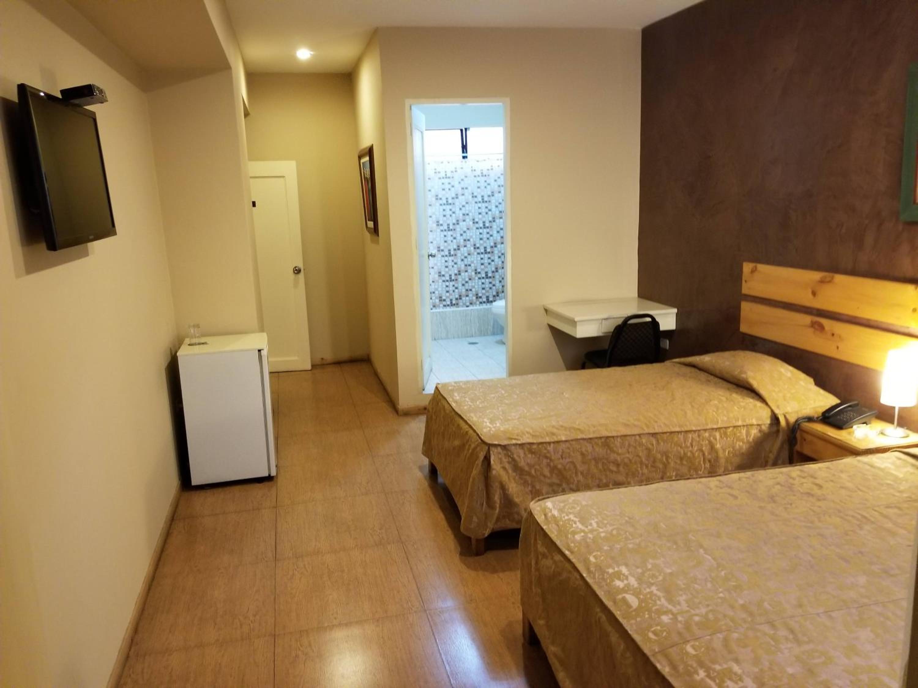 Small Twin Room photo 1