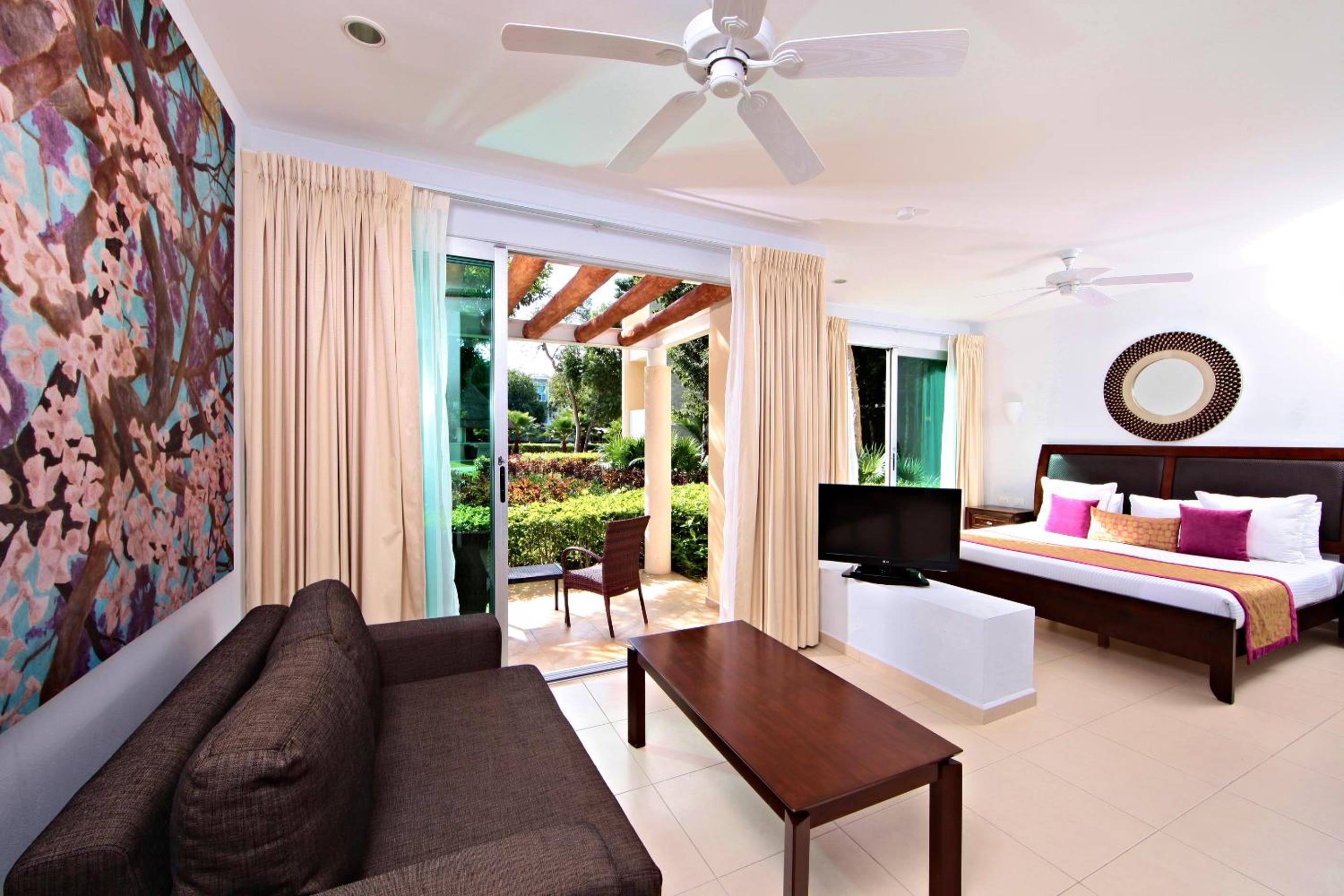 Junior Suite (2 Adults)