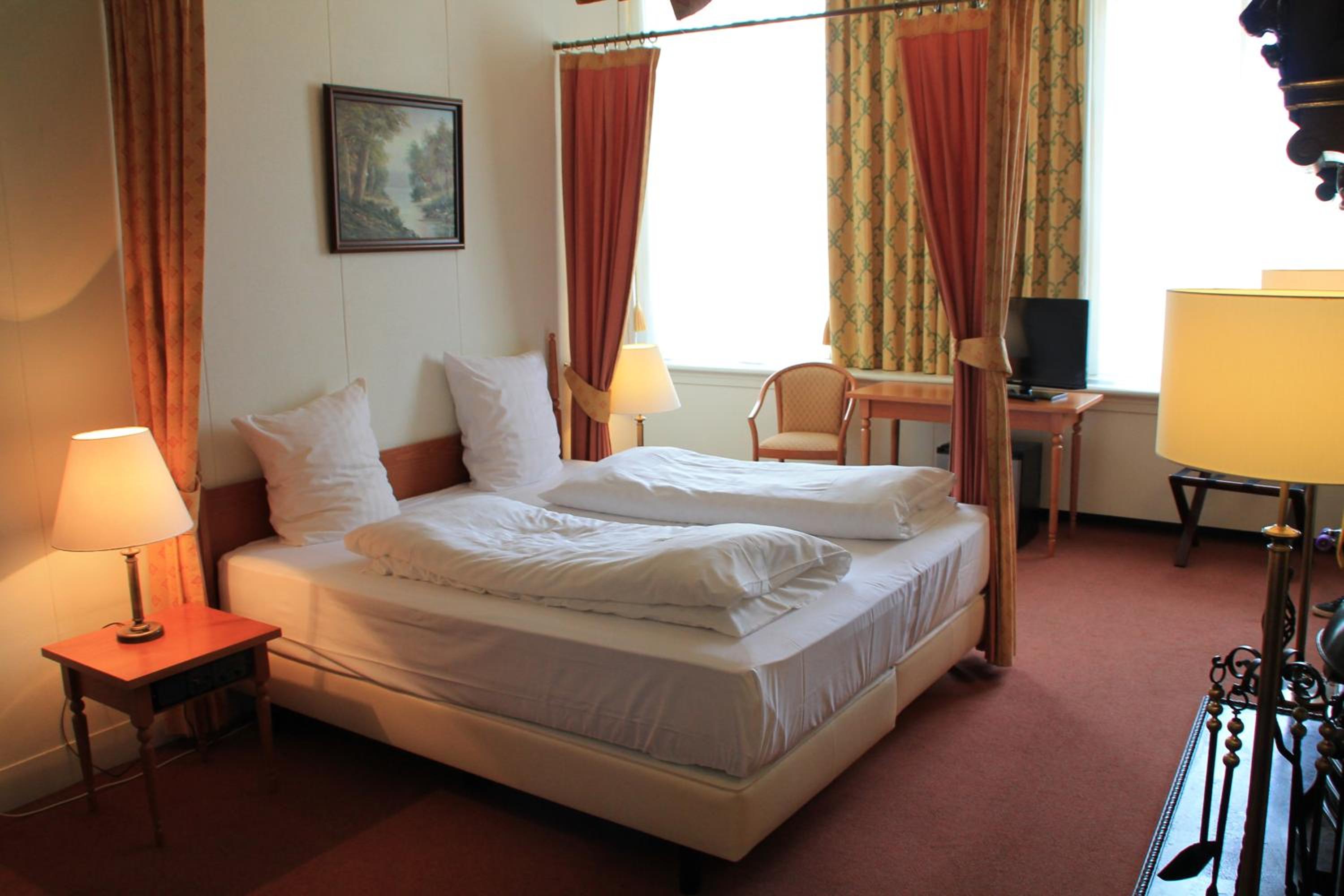 Suite photo 1