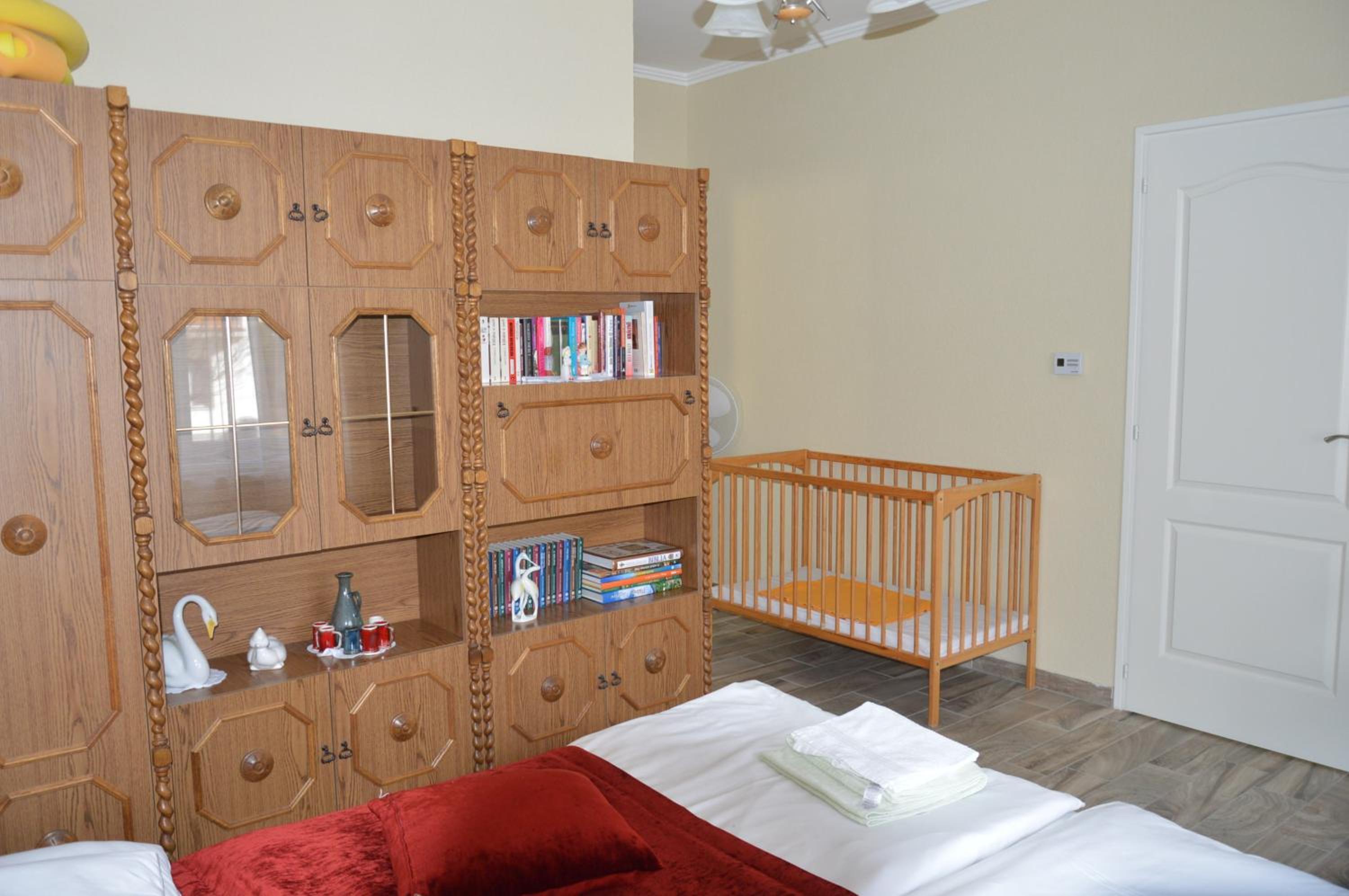 Apartment with Balcony photo 3
