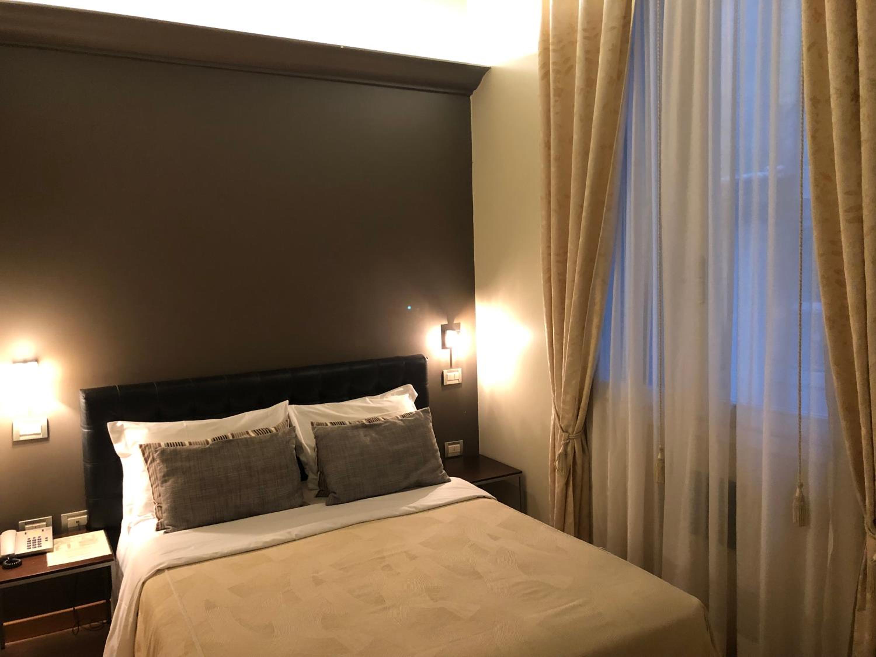 Standard Double Room photo 1