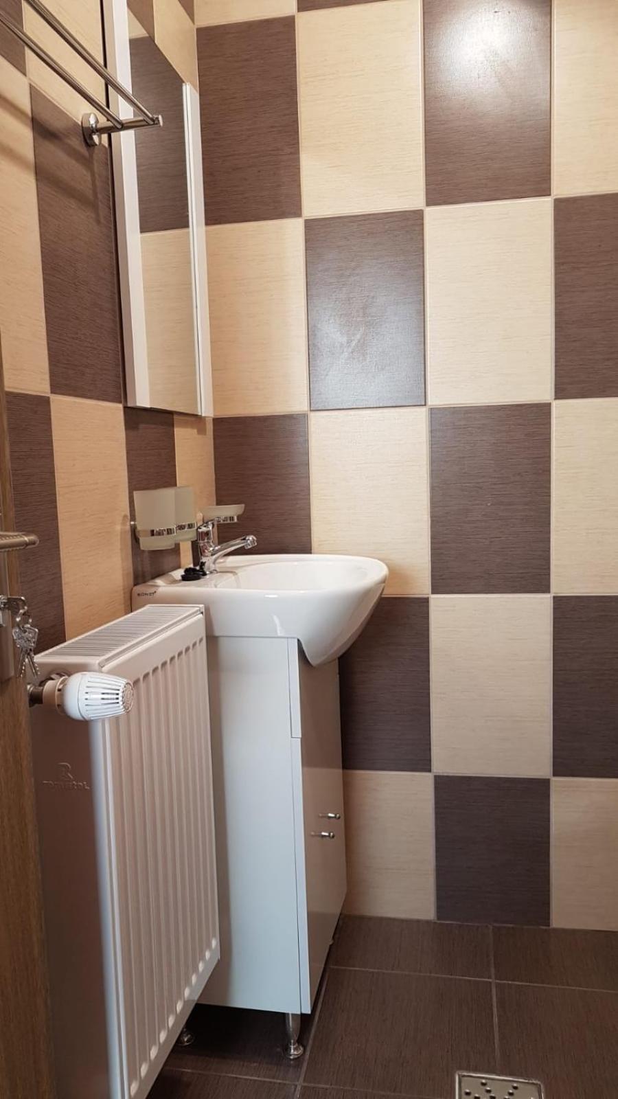 Standard Double Room - Photo 18