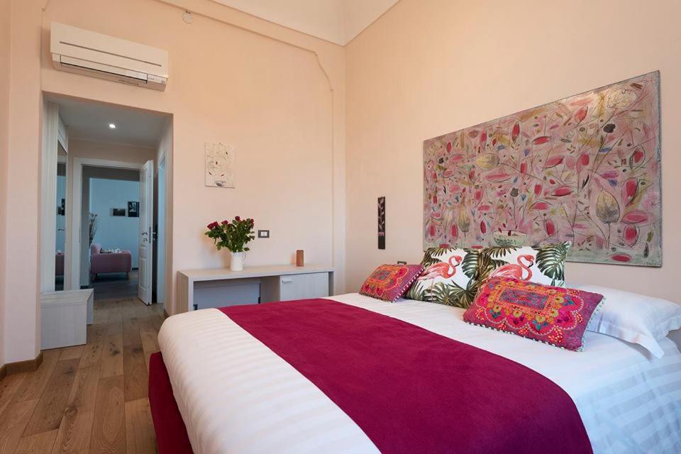 Double Room with Private Bathroom - Photo 2