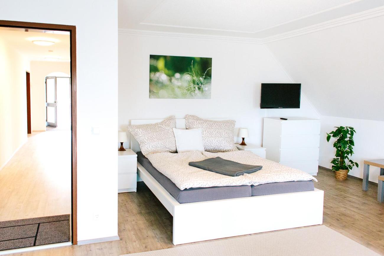 Two-Bedroom Apartment - Photo 6