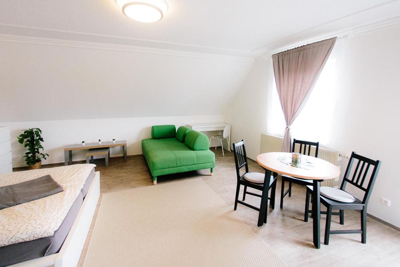 Two-Bedroom Apartment - Photo 5