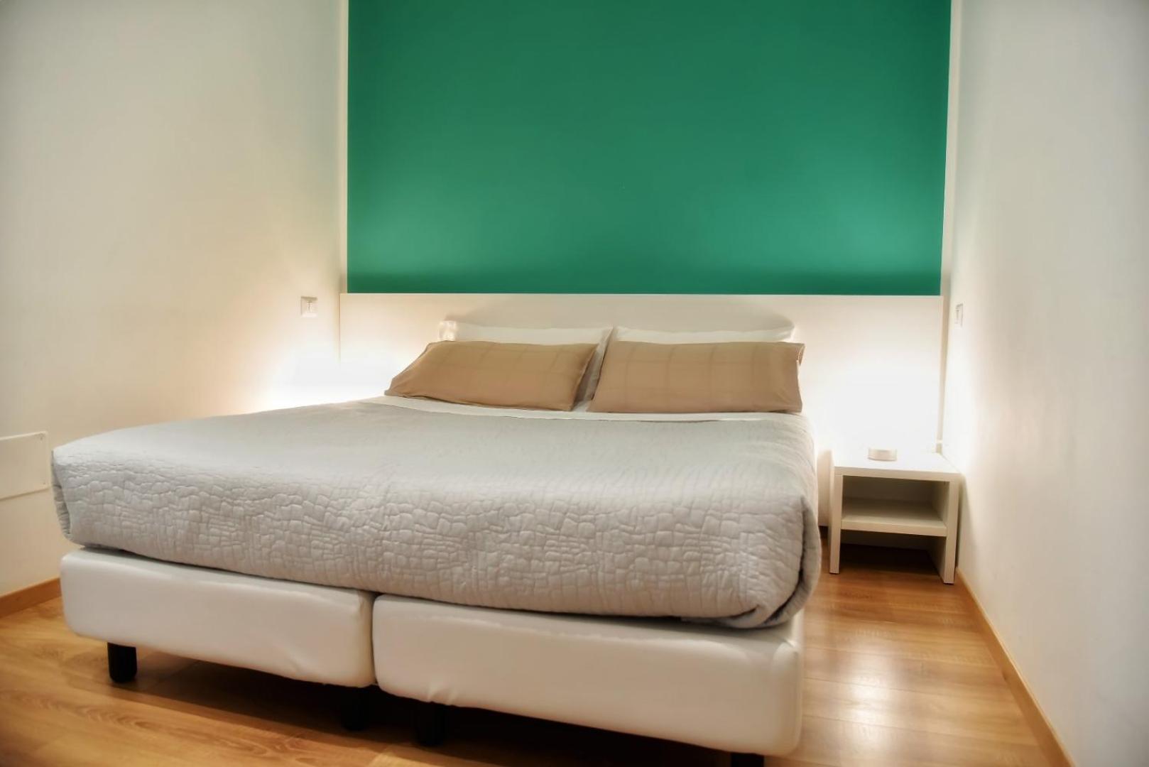Standard Double or Twin Room - Photo 10