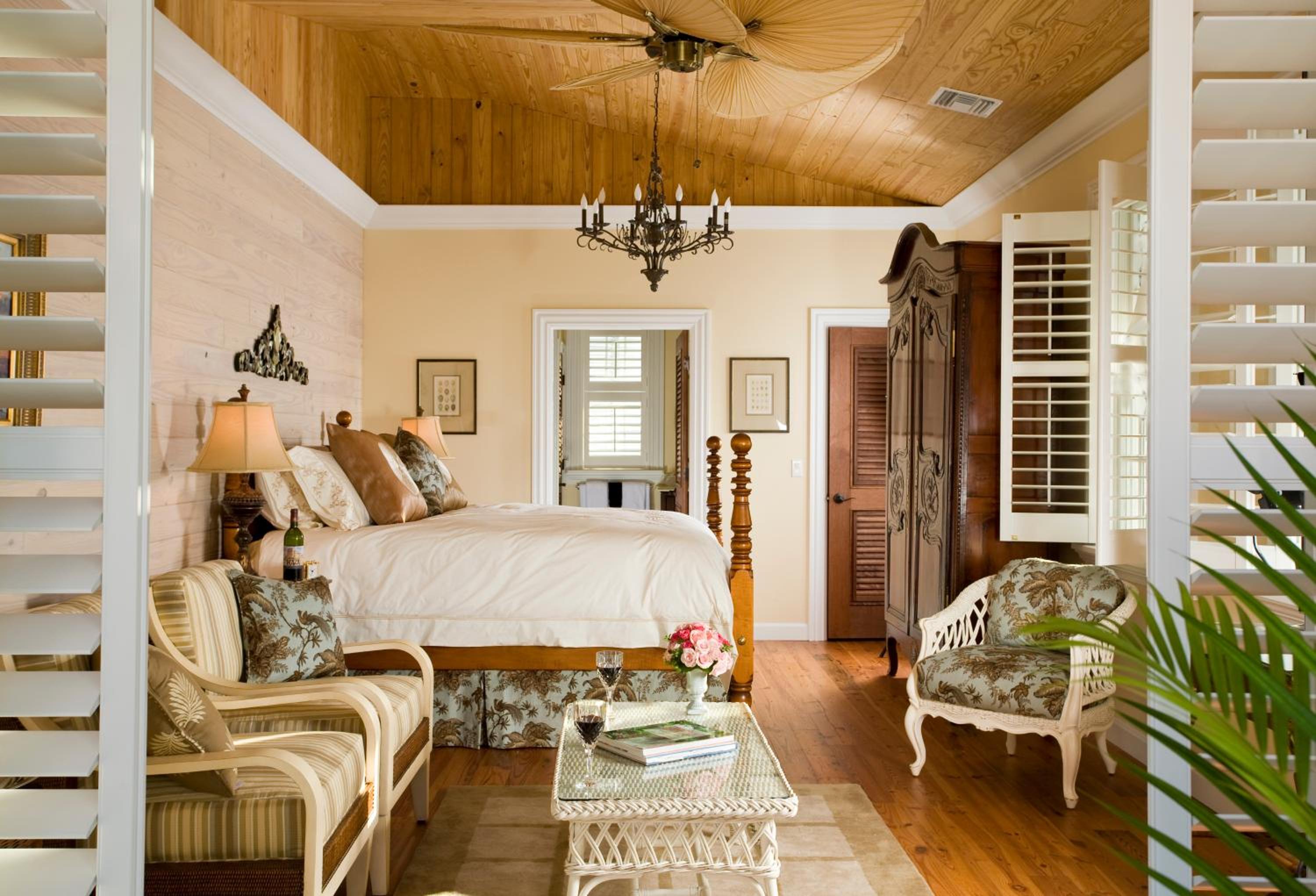 Deluxe King Room with Spa Bath