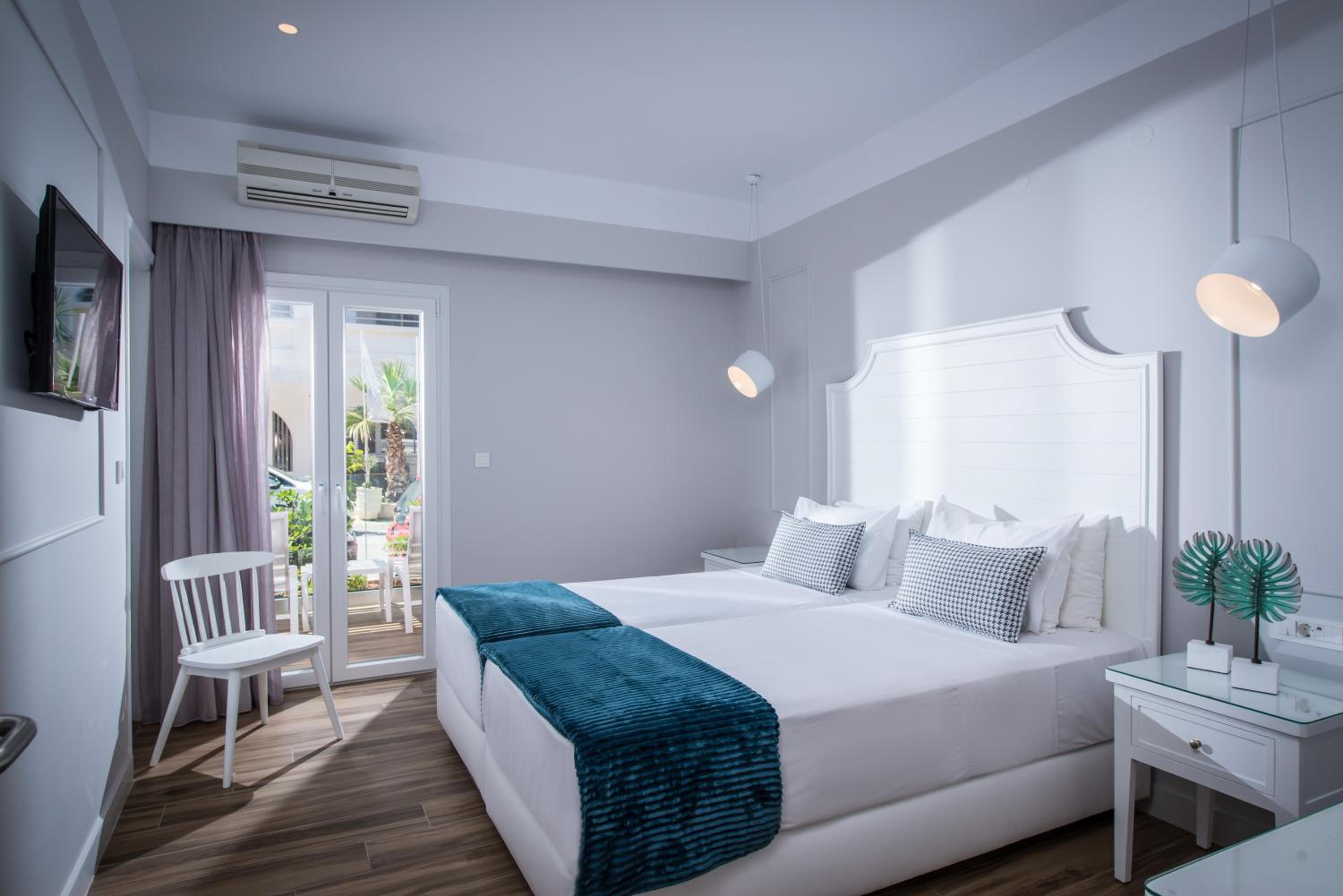 Double or Twin Room photo 1