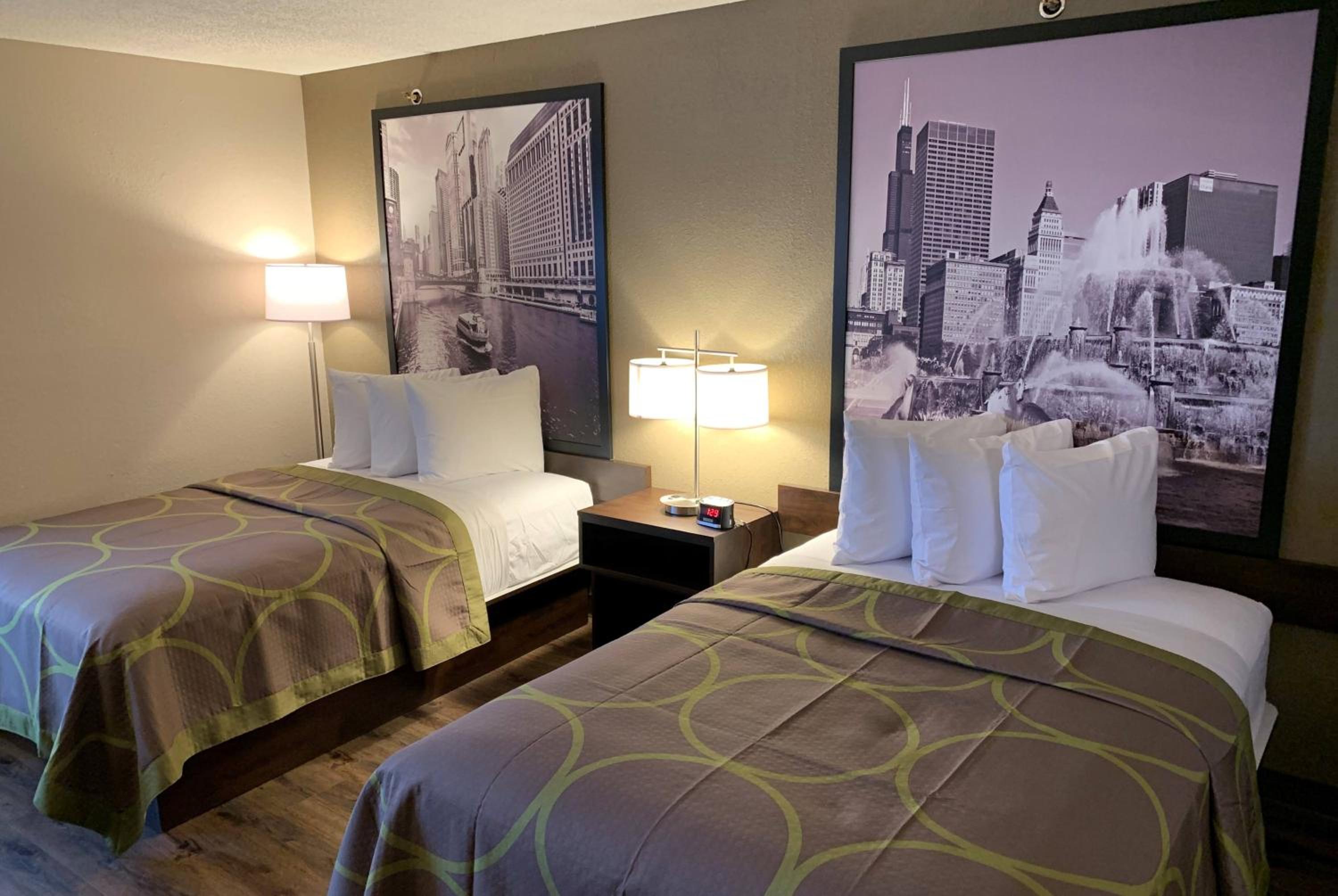 Double Room with Two Double Beds - Mobility Access/Non-Smoking - Photo 2