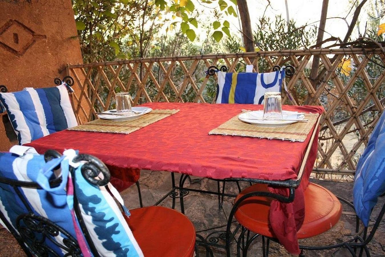 Double Room with Private Bathroom - Photo 4