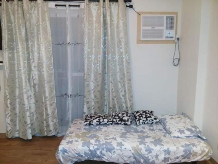 One-Bedroom Apartment - Photo 13