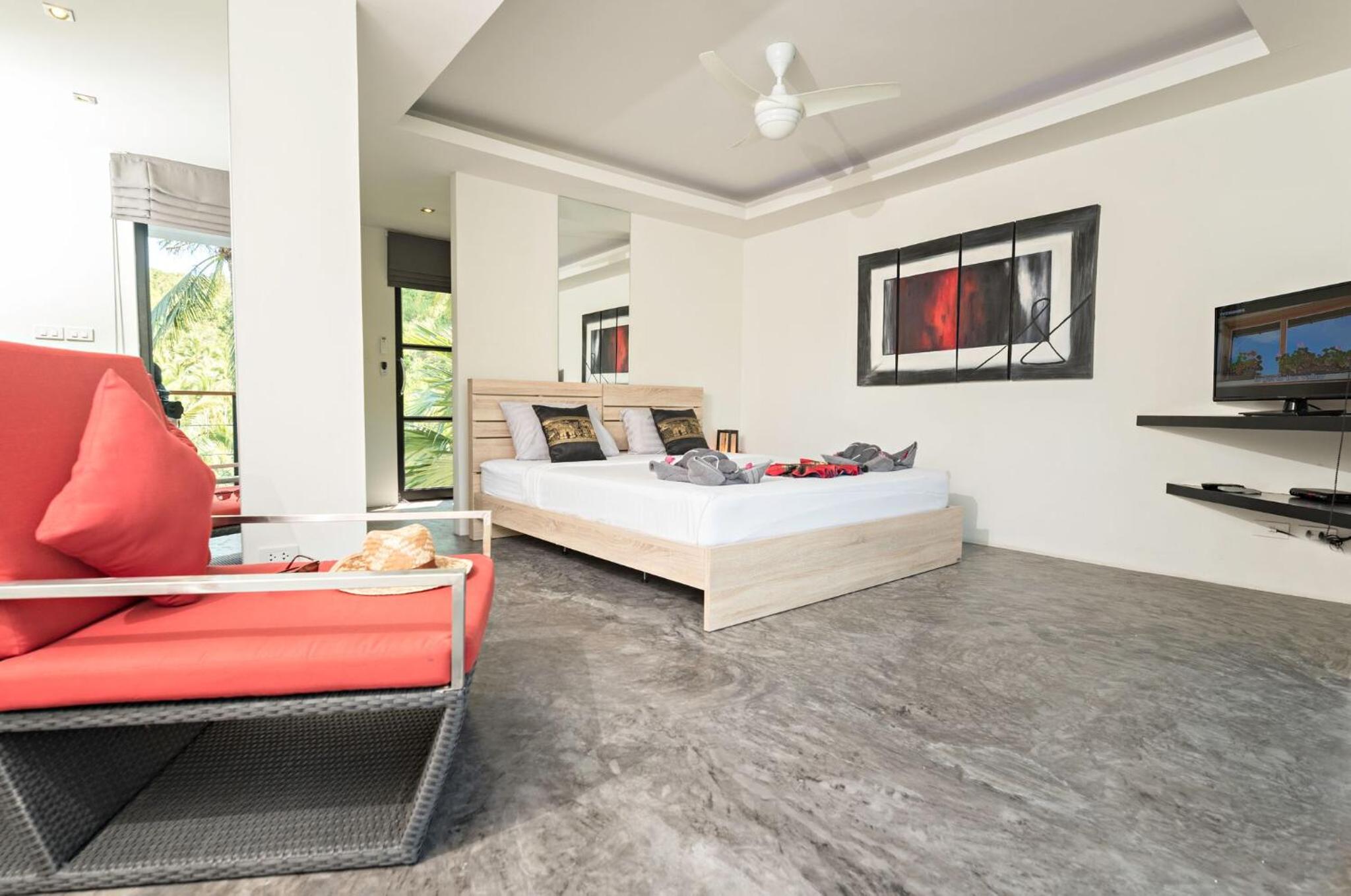 Villa With Private Pool photo 3
