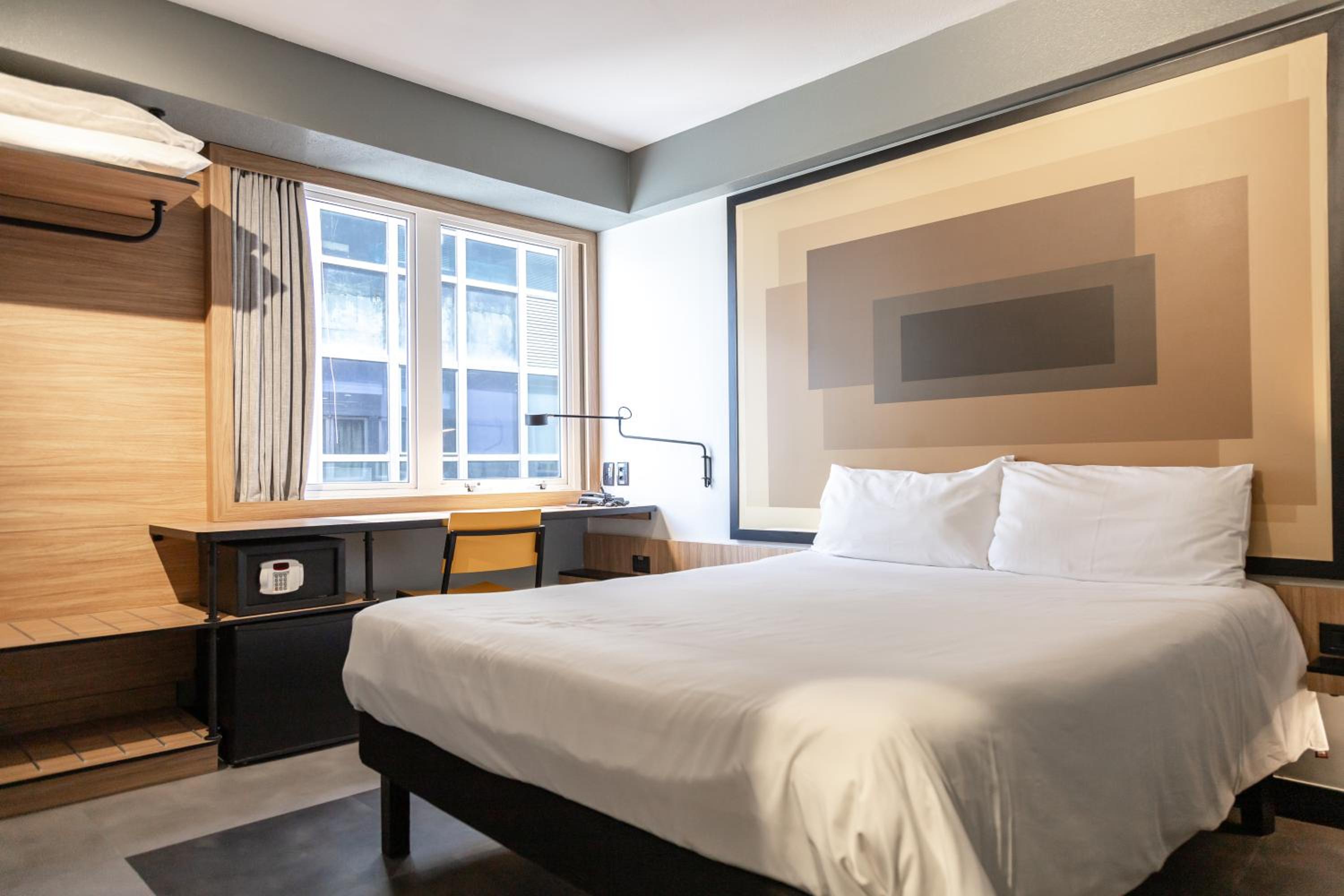 Available room