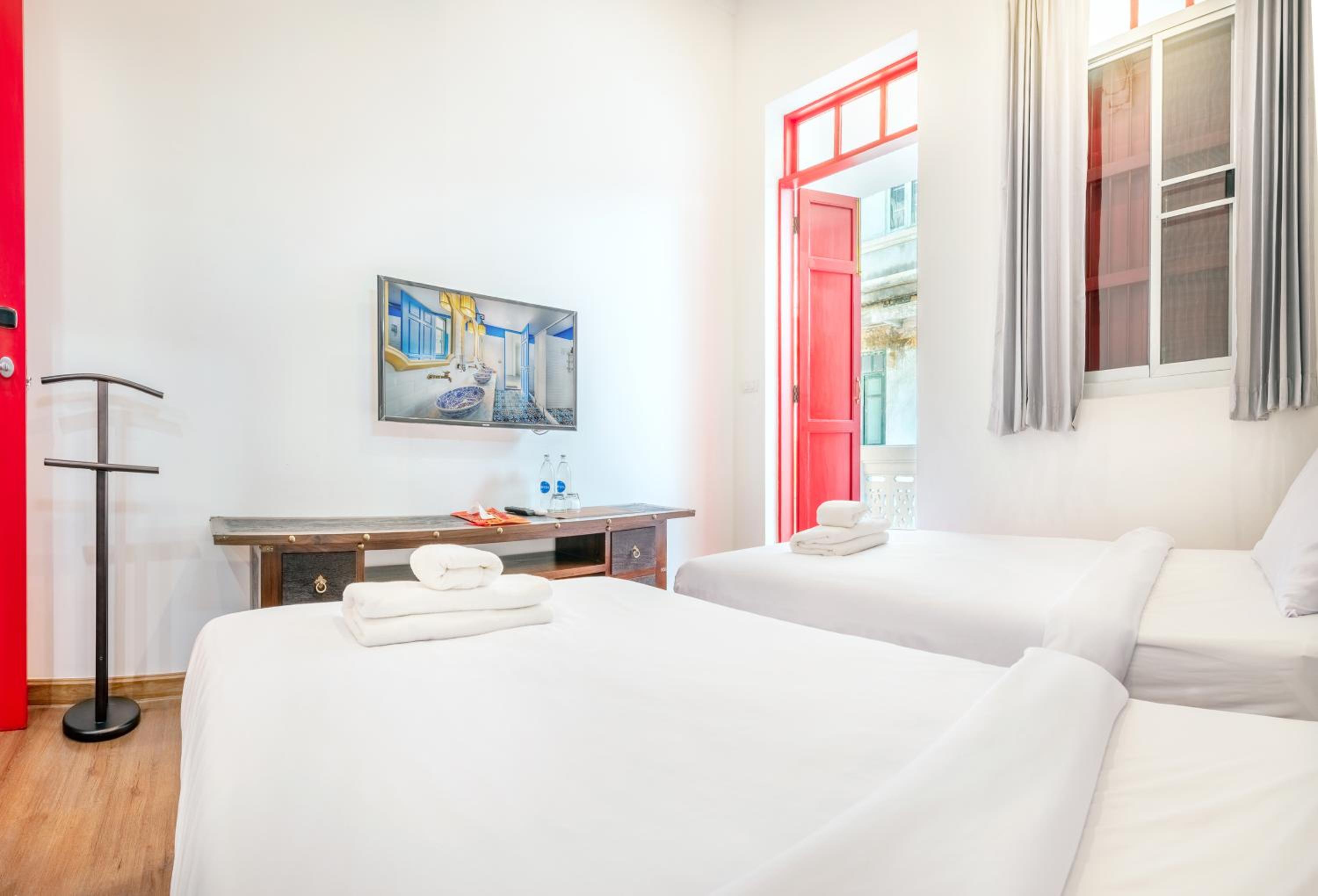 Deluxe Twin Room photo 1