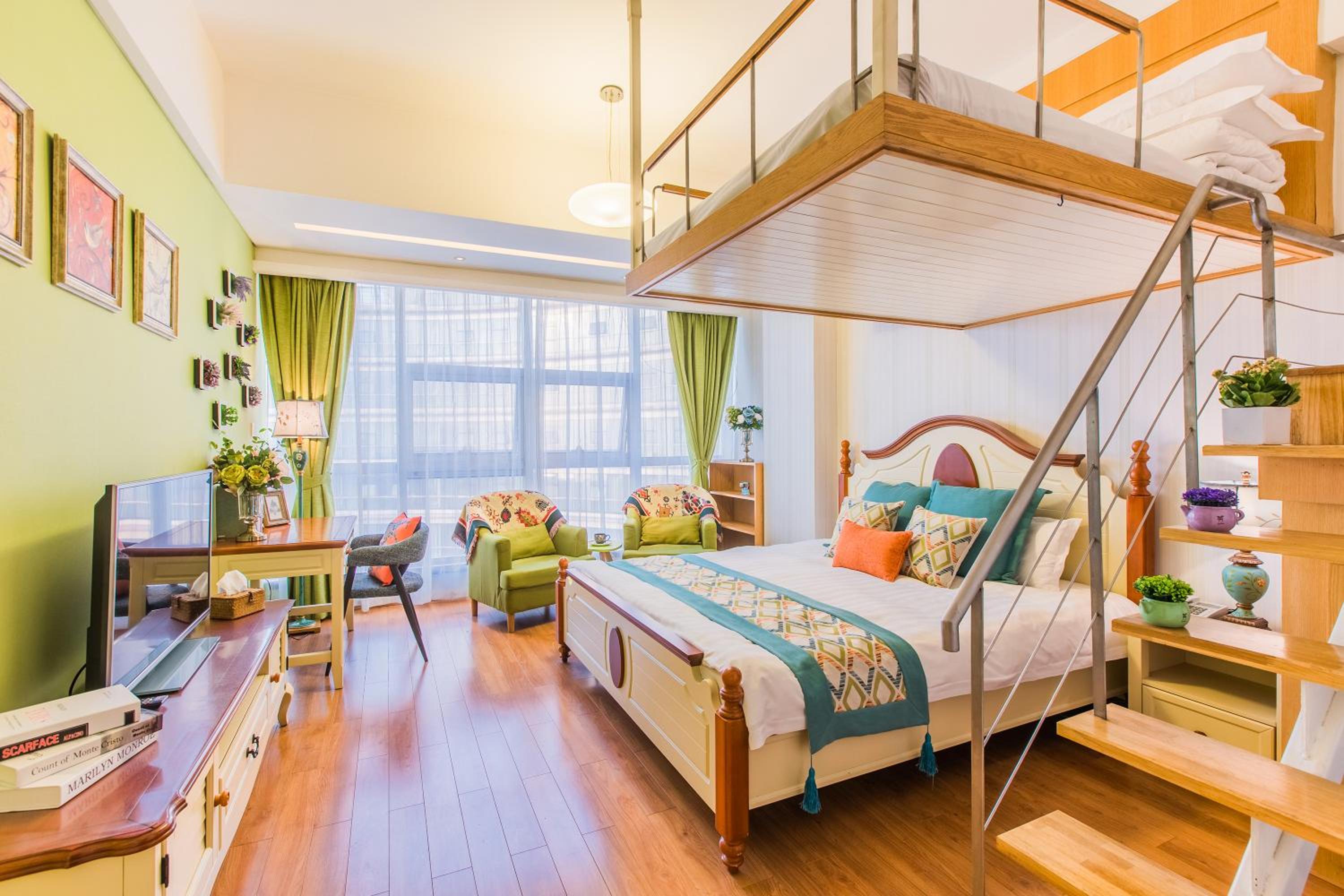 Family Room (2 Adults + 1 Child) - Photo 7